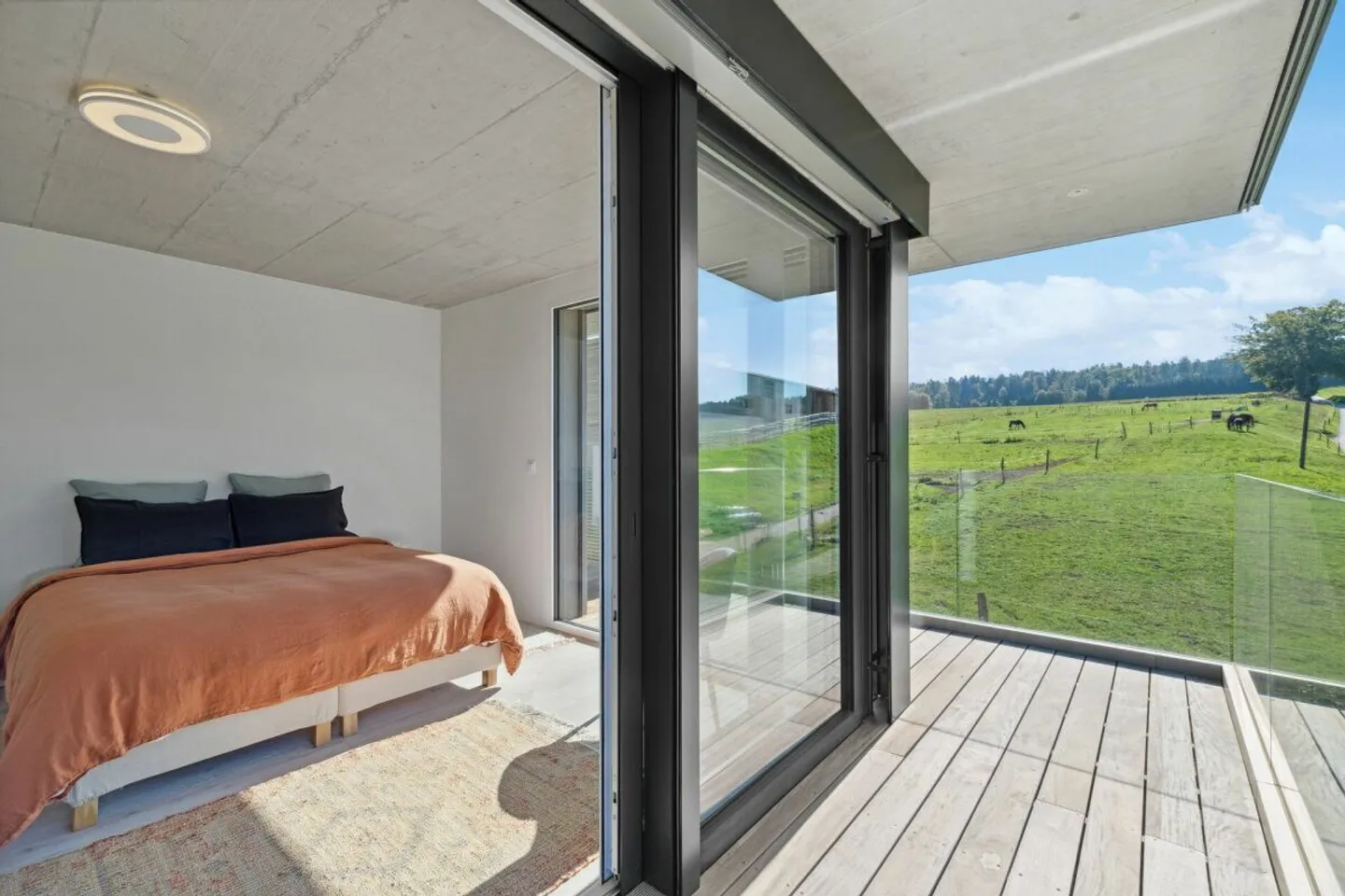 Exclusive Villa in Formangueires: Luxury in the Heart of Nature - Photo 11 of 19