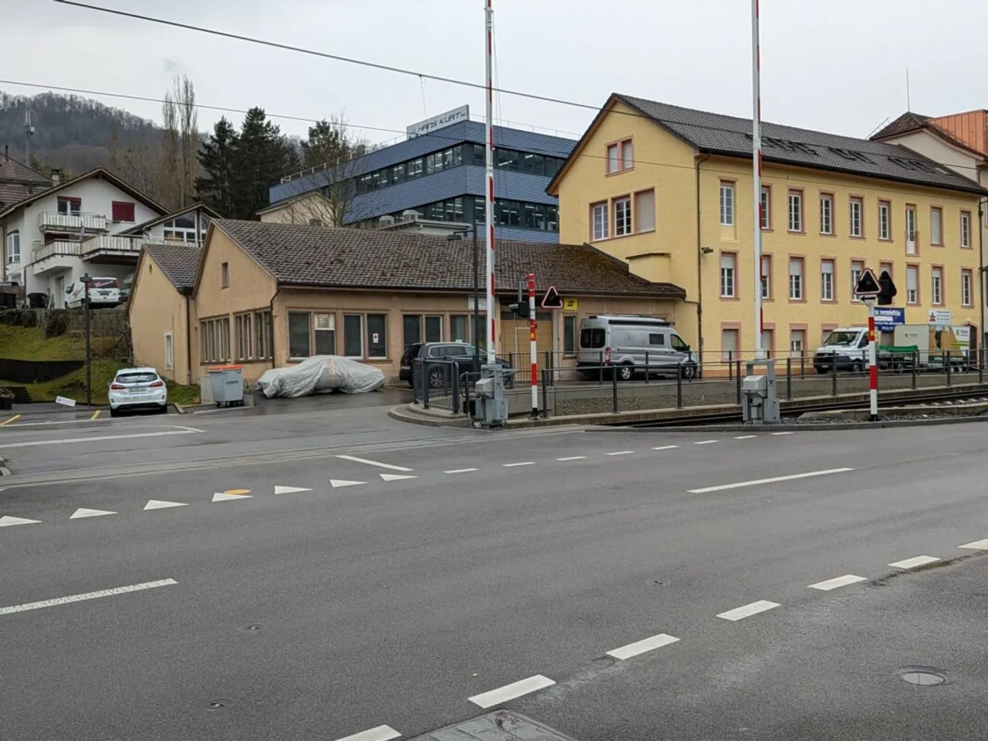 Einfamilienhaus kaufen - Foto 1 von 24