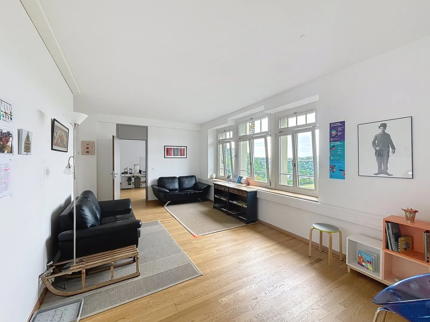 Bureaux de 104 m2 à louer à Fribourg - Photo 1 sur 8