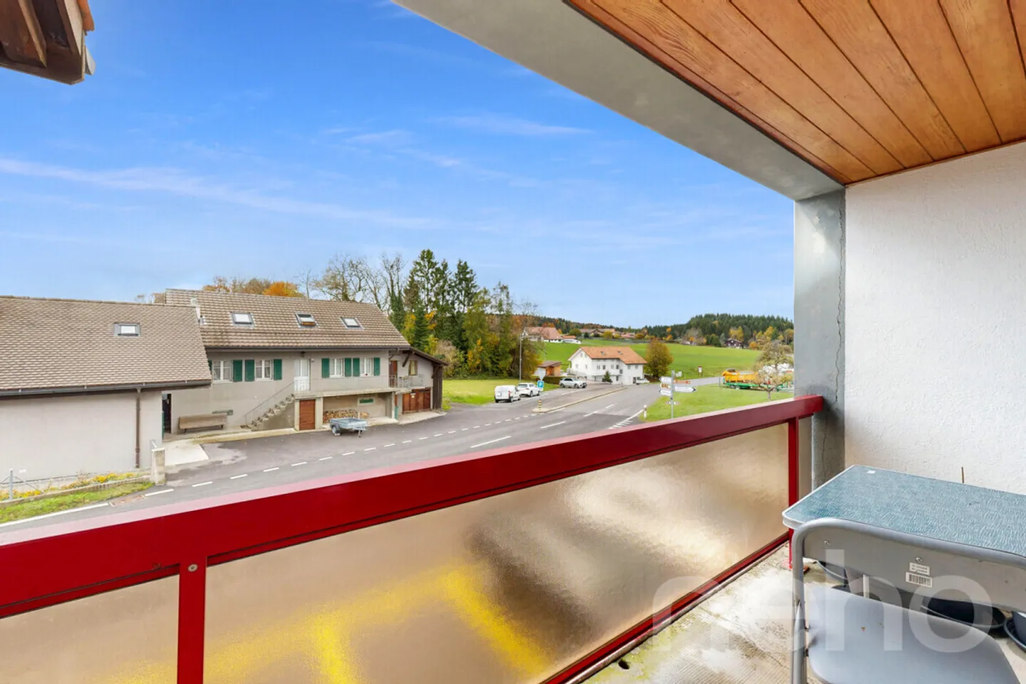 Incantevole appartamento luminoso di 3,5 stanze con giardino e vista libera - Foto 2 di 12