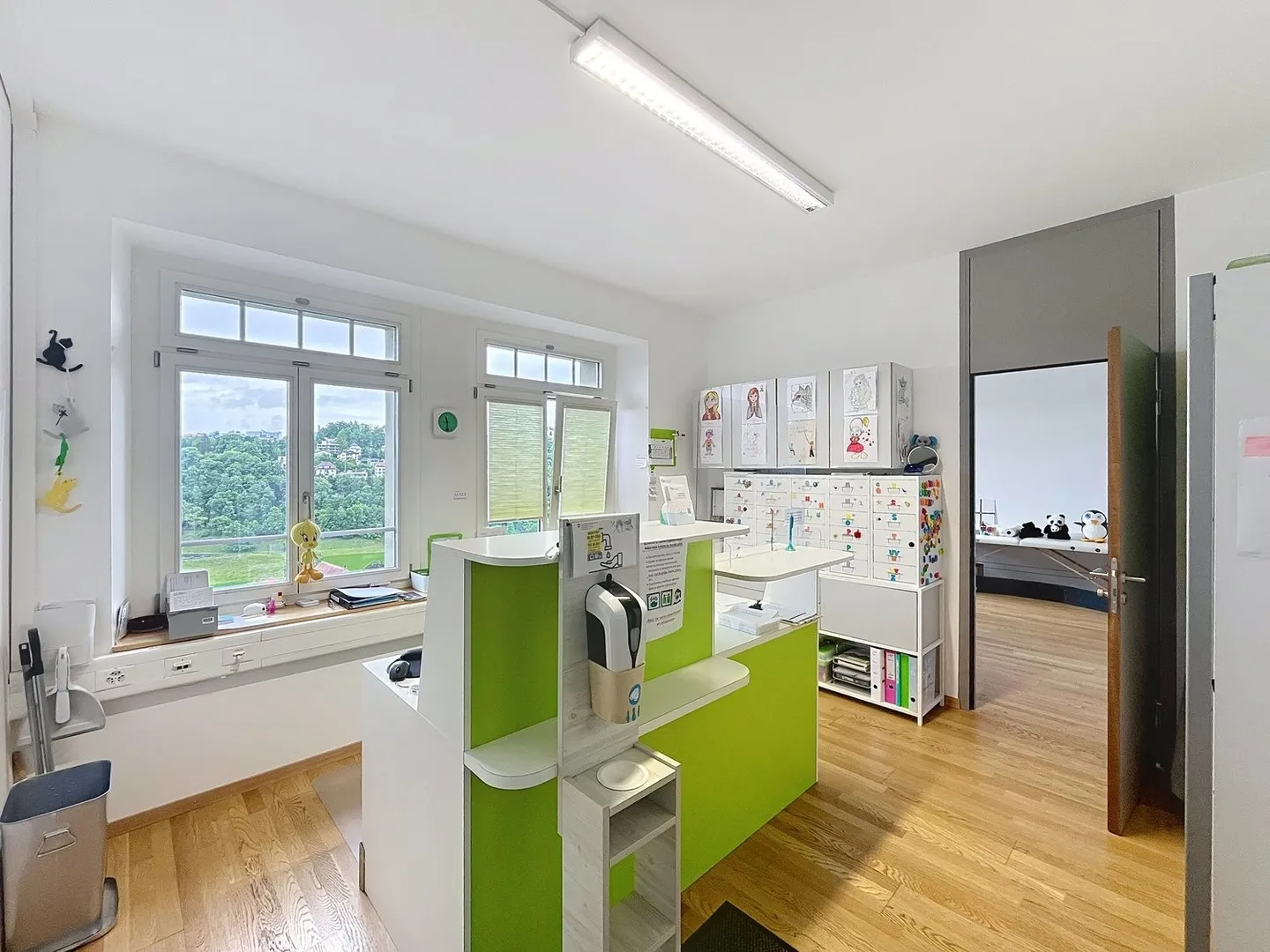 Bureaux de 104 m2 à louer à Fribourg - Photo 5 sur 8