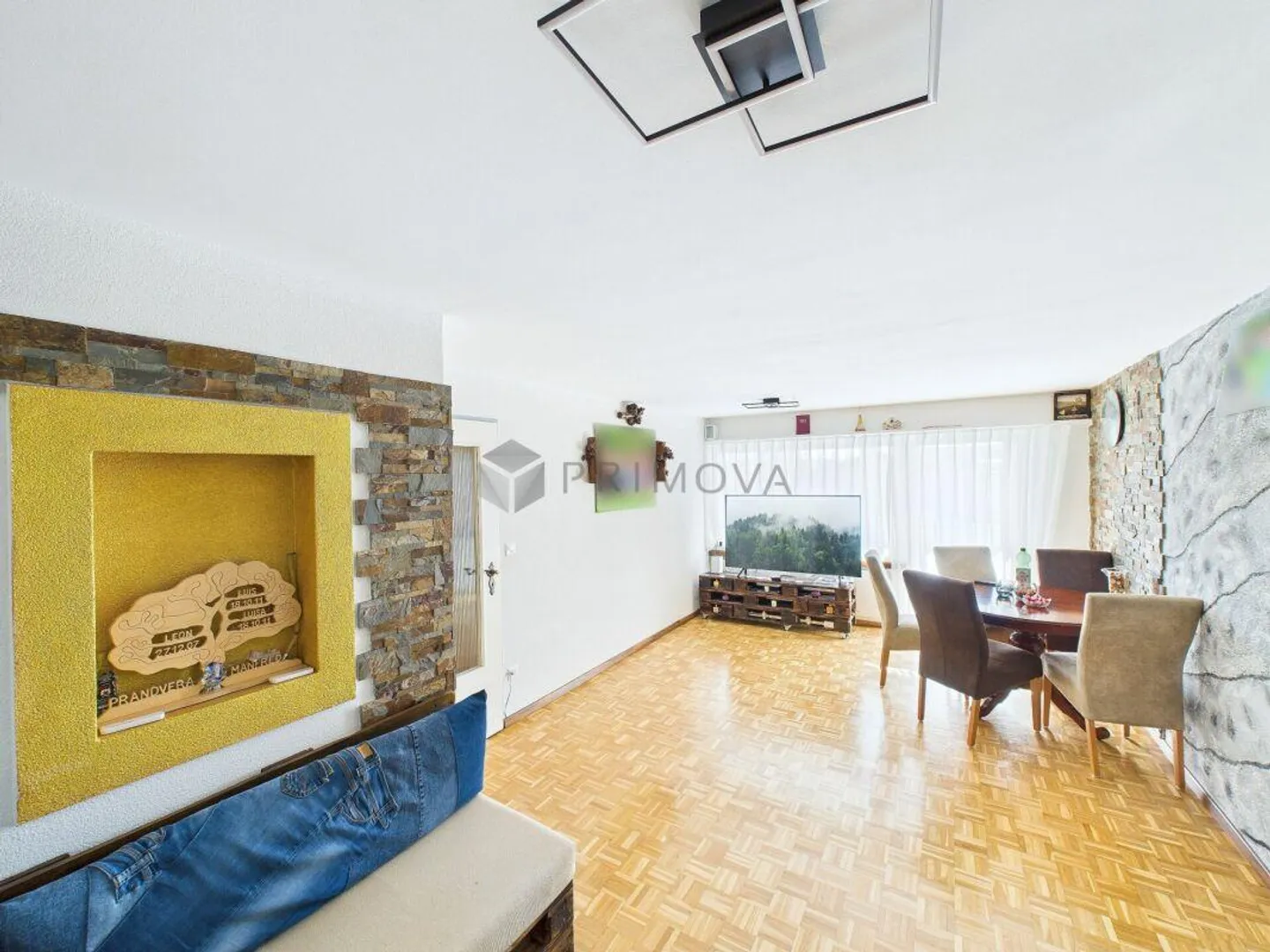 Familienfreundliches Zuhause mit viel Platz und Komfort - Foto 3 von 14