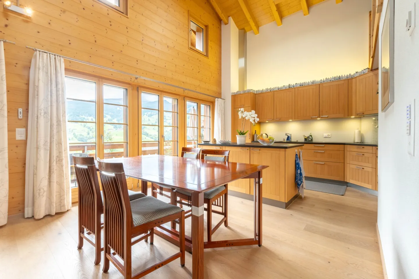 Charming 5.5-room apartment with gallery, Chalet Silberblume - Photo 8 of 35