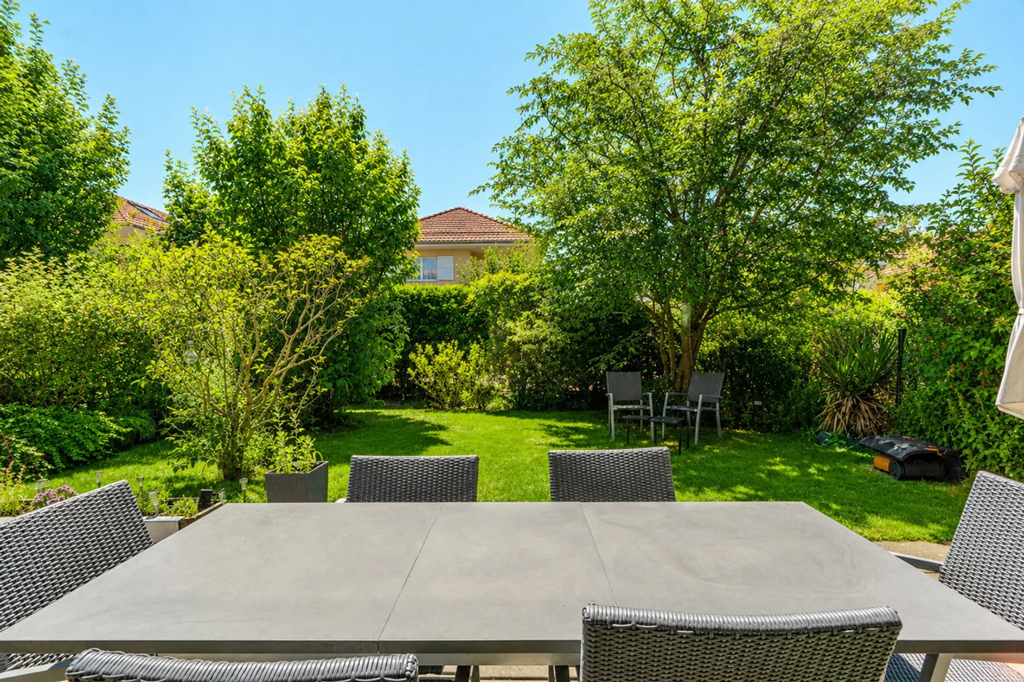 Belle villa jumelée avec garage à Epalinges - Photo 12 sur 14