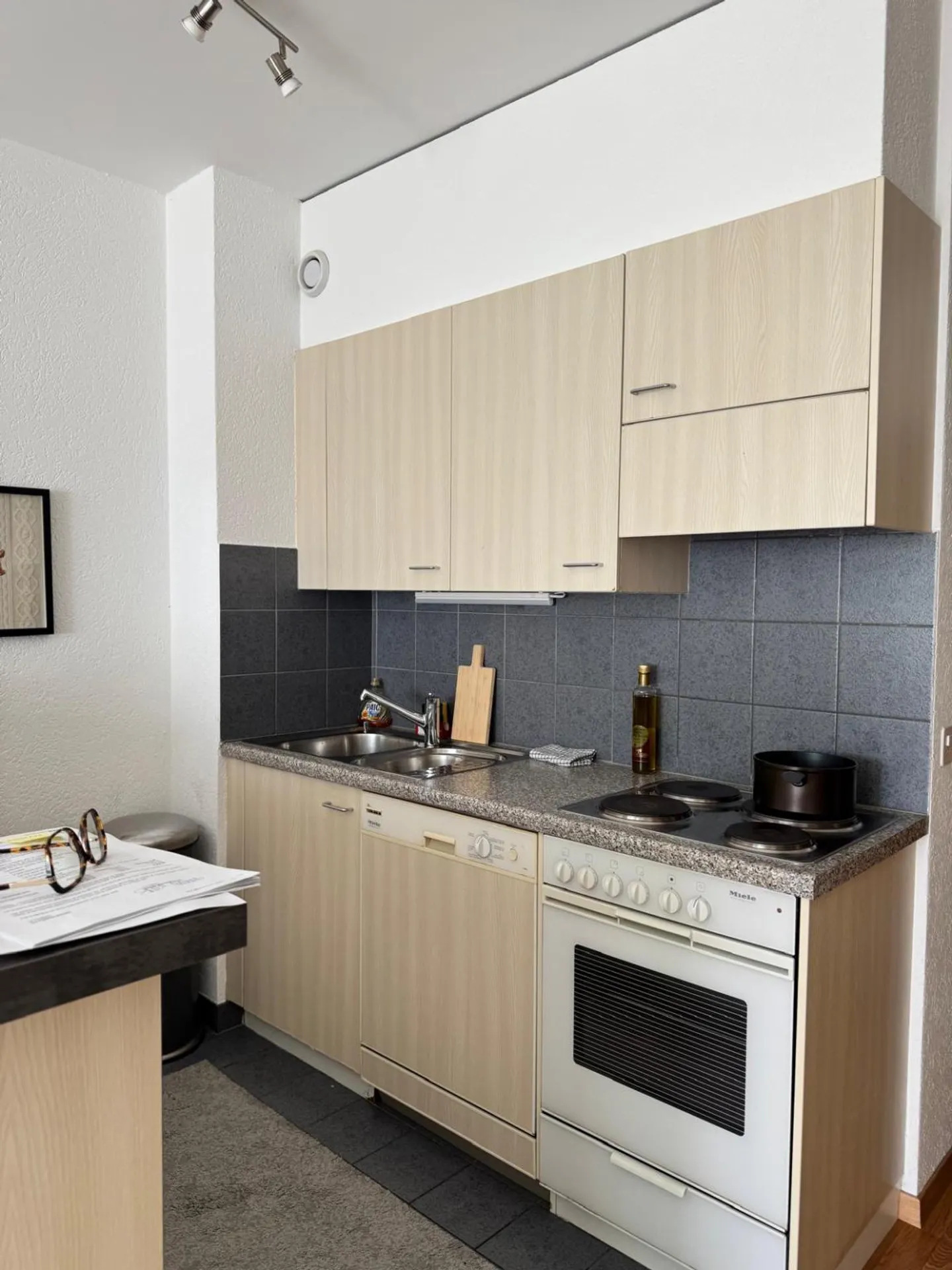 EXCLUSIVITÉ - Grand appartement 1,5 pièces à Eaux-Vives - Photo 3 sur 5