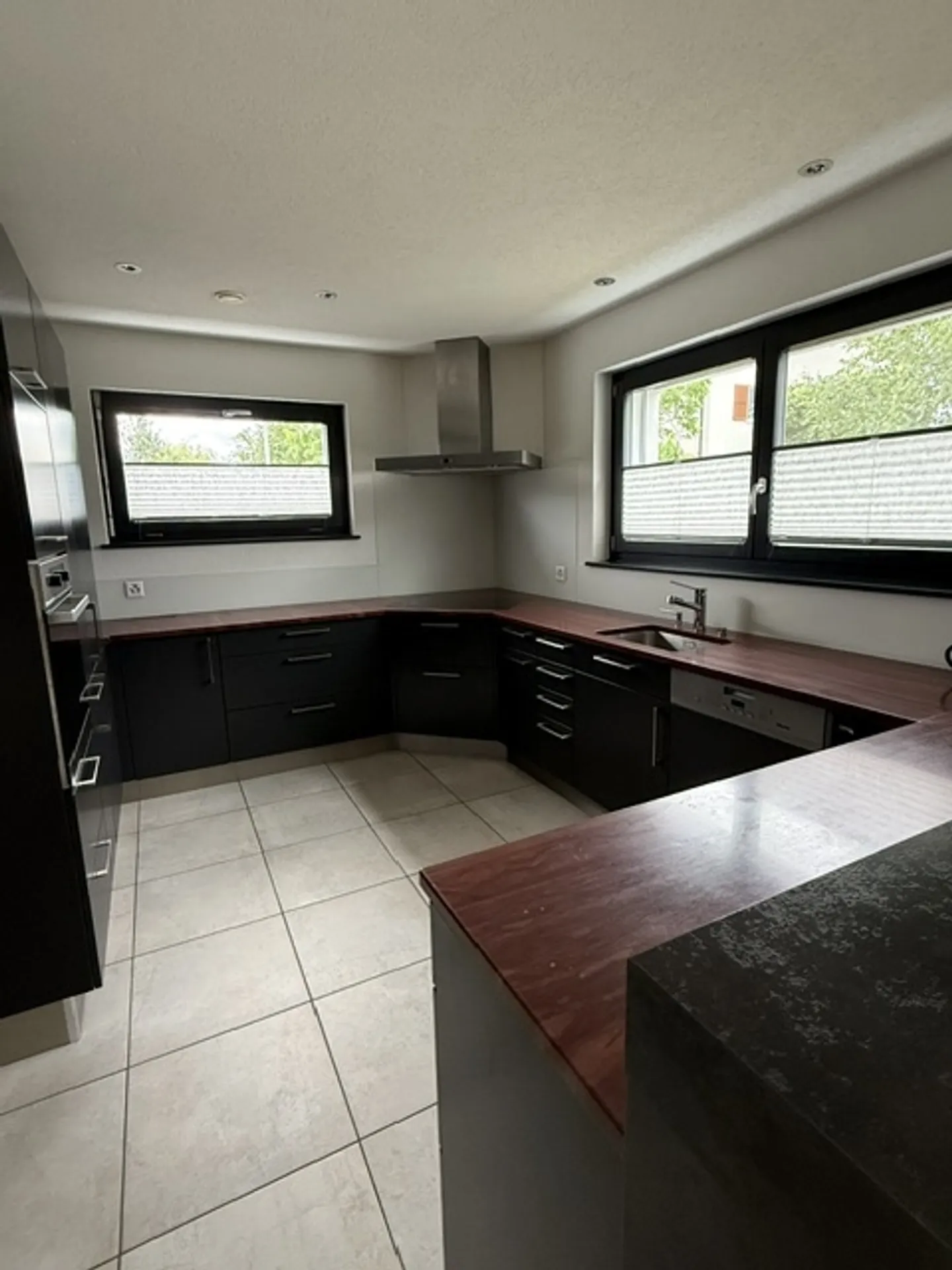 Modern Family Home in Courtételle - Photo 3 of 13