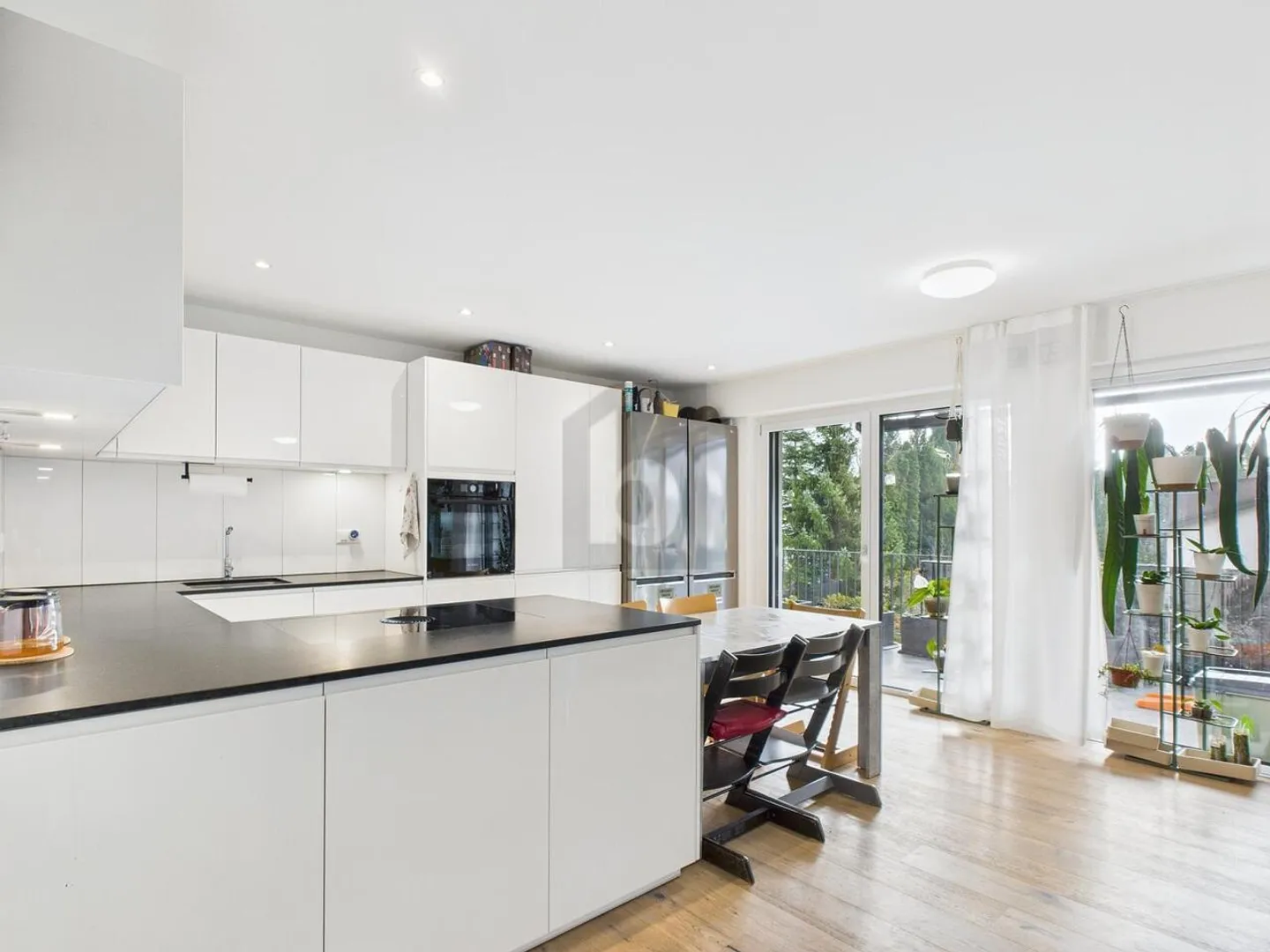 LUMINOSO CON MIGLIOR COLLEGAMENTO - Foto 4 di 5