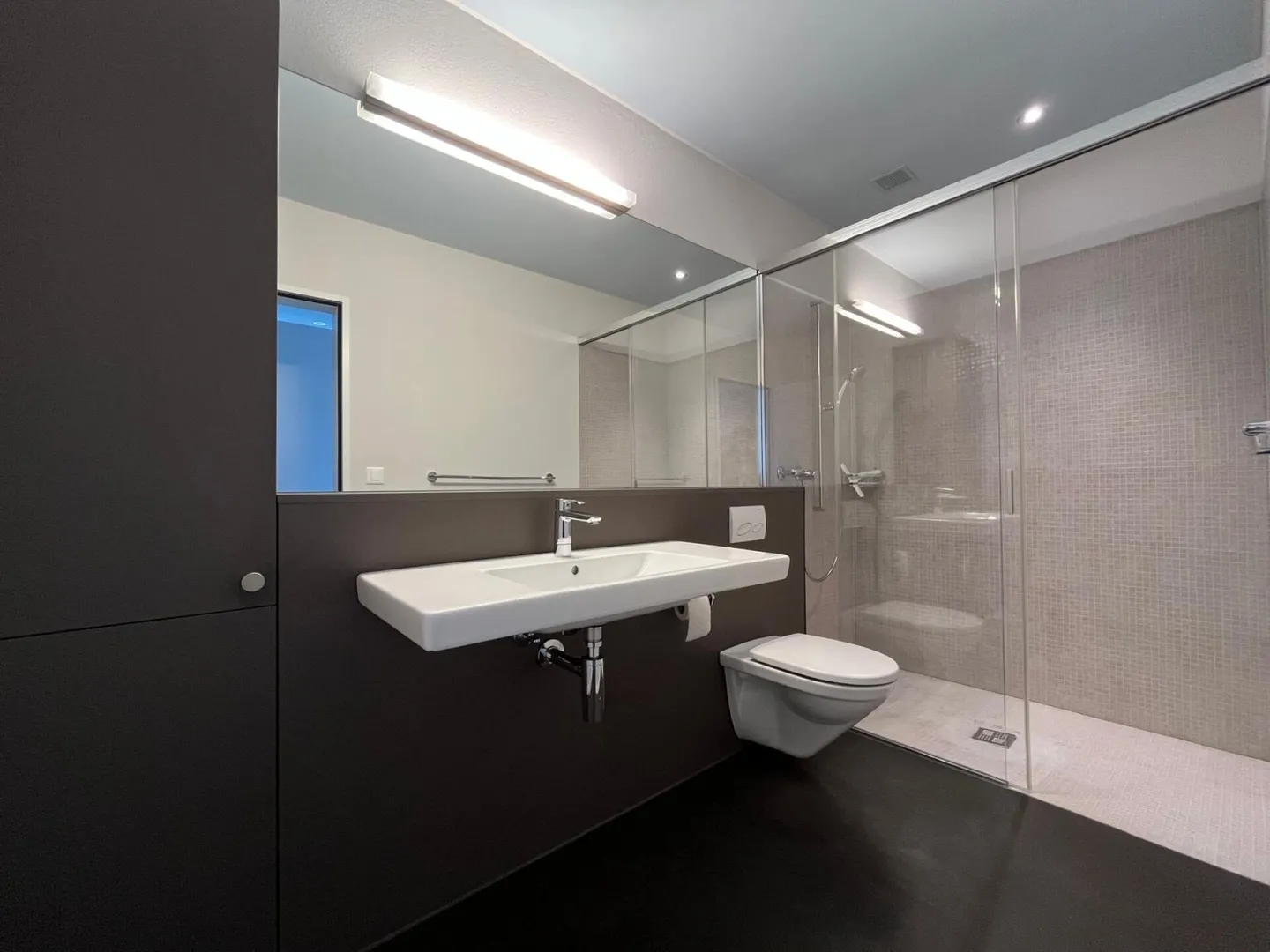 Modern 3.5 room apartment in the city center yet in the green - Photo 7 of 12