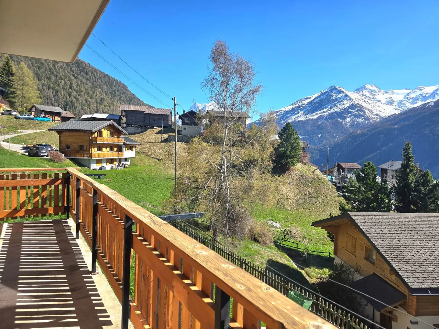 Appartement charmant avec vue panoramique et espace extérieur à Eison (St-Martin), Val d'Hérens - Photo 4 sur 18