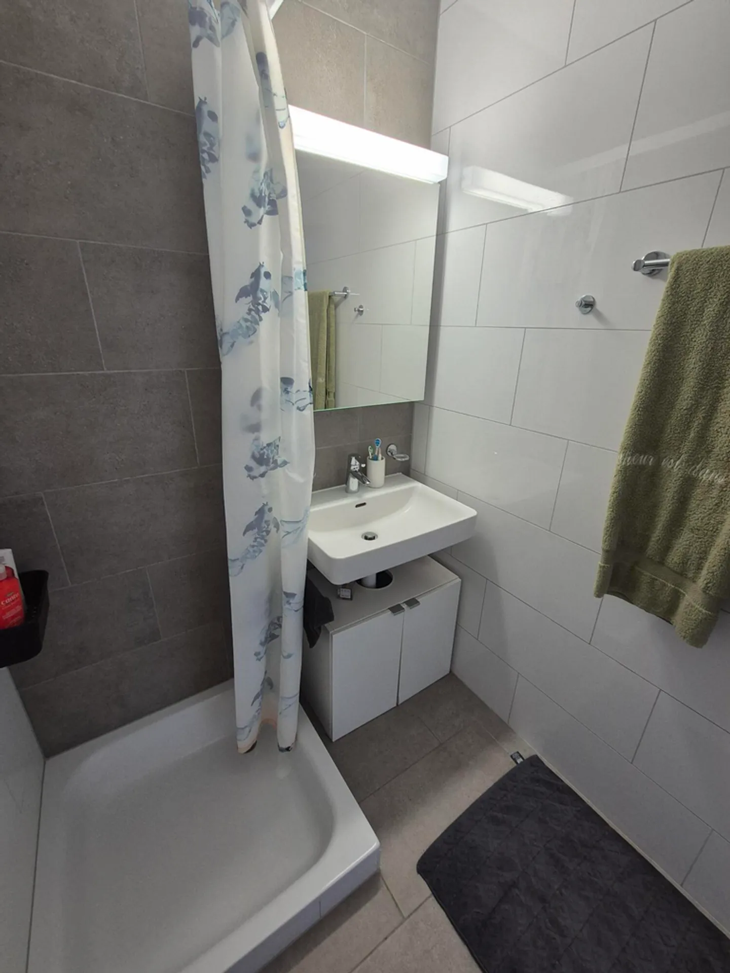 Familienwohnung mit 4,5 Zimmern im 2. Stock - Foto 8 von 9