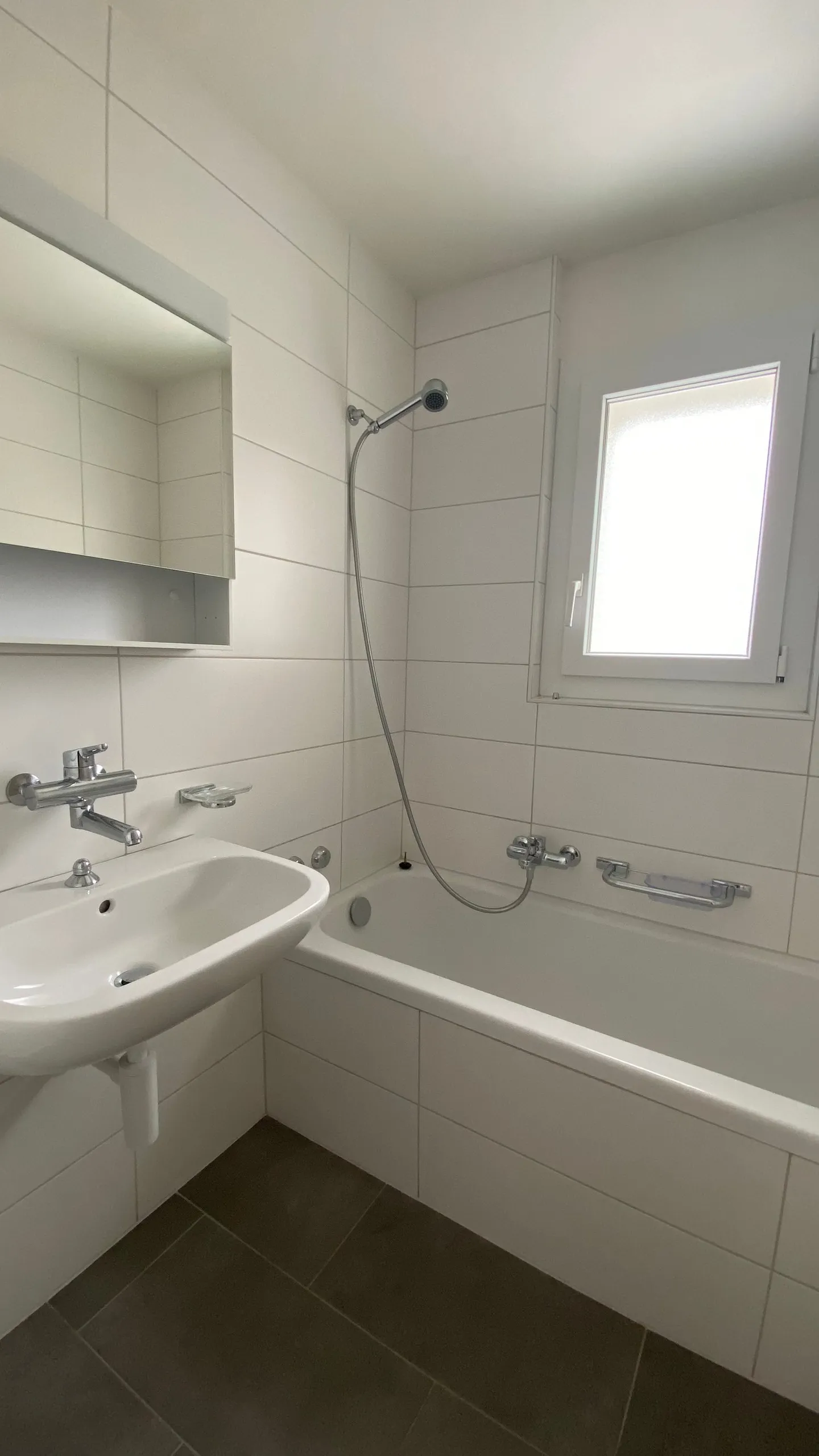 Four-Room Apartment - Photo 9 of 10