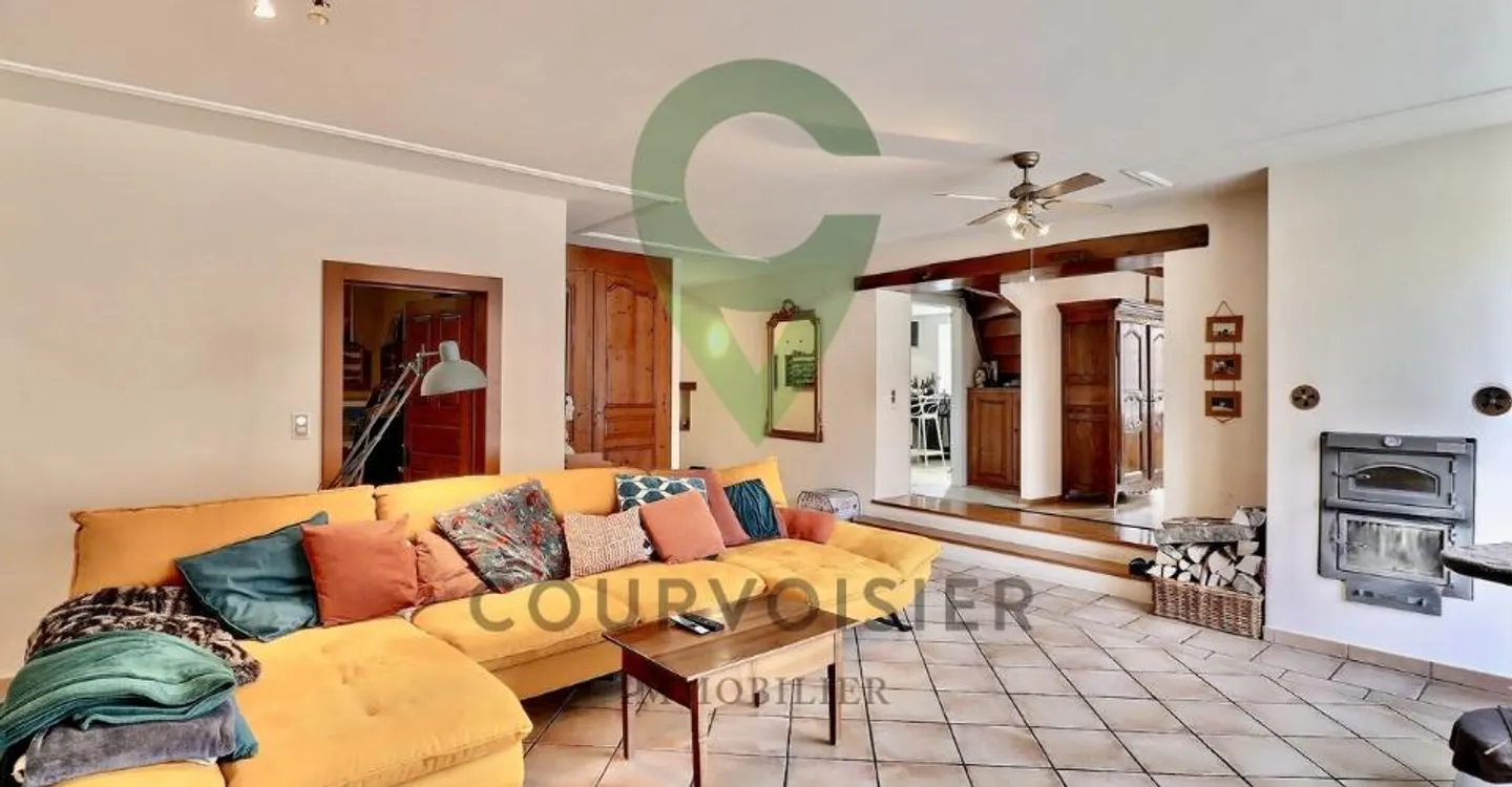 Character house with outbuildings and great potential - Photo 1 of 11