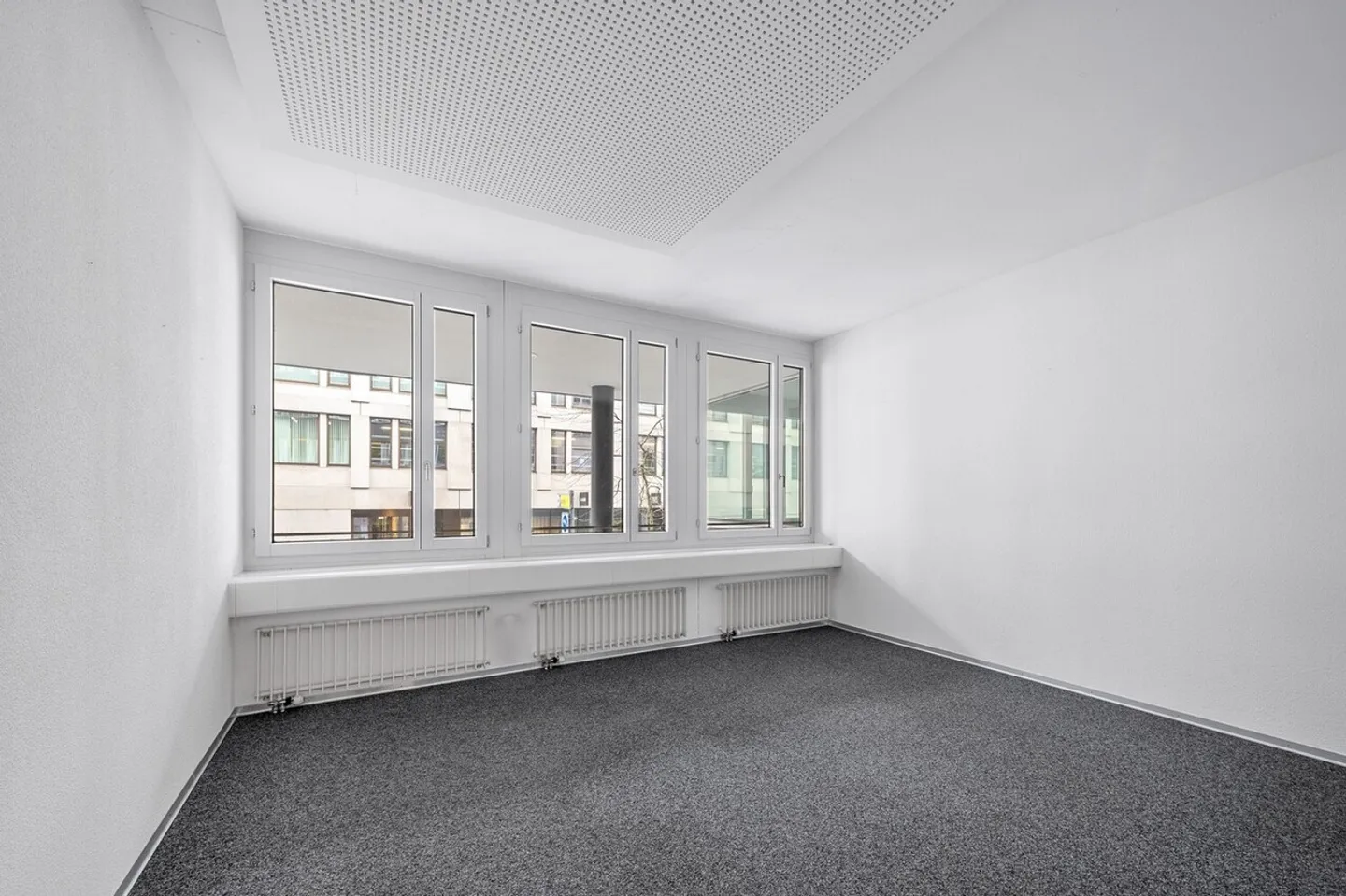 Central Office Space in Winterthur - Near Train Station - Photo 9 of 11
