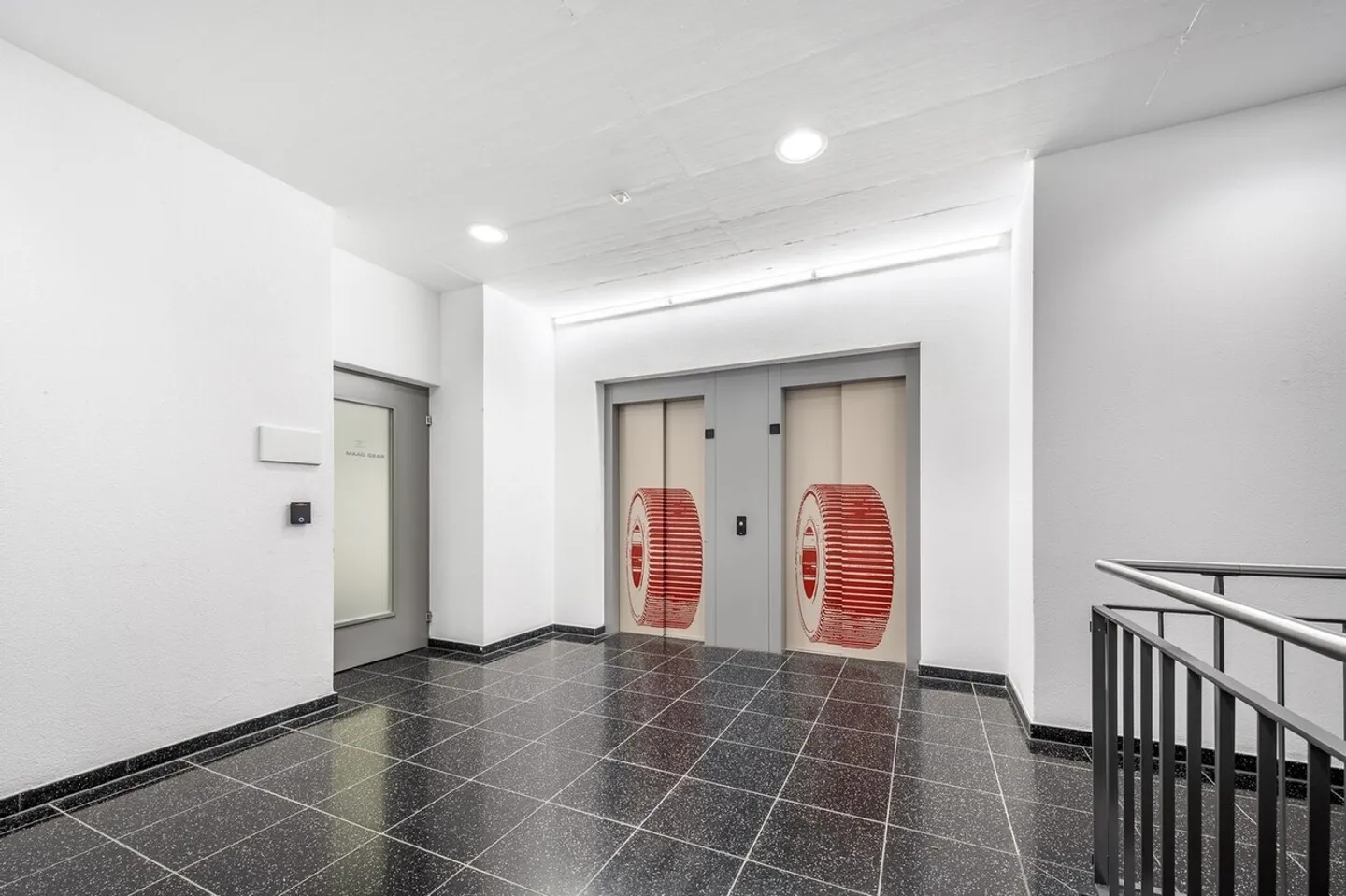 Central Office Space in Winterthur - Near Train Station - Photo 10 of 11