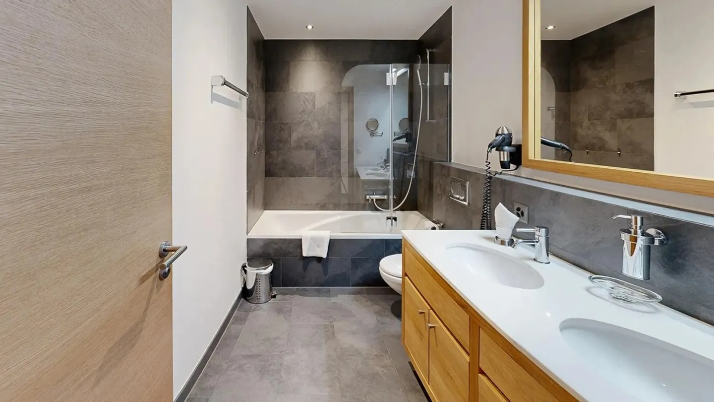 Central living in zermatt ! - Photo 7 of 18