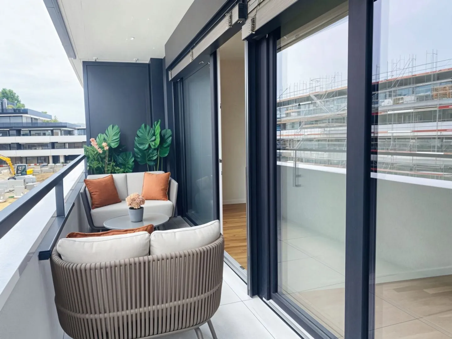 Wunderschöne möblierte Wohnung mit Blick auf den See in Rolle - Foto 6 von 10