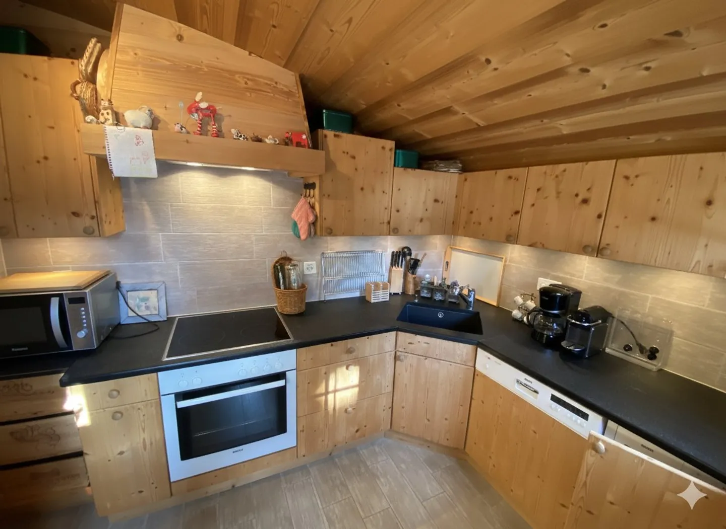 Charming Alpine Chalet in Diablerets - Photo 12 of 27