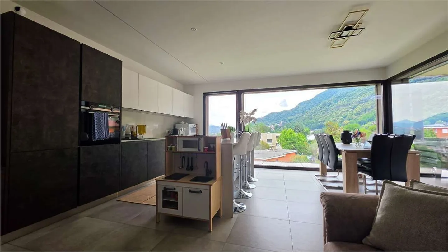 Nouvel appartement de 4,5 pièces à Bedano - Photo 2 sur 11