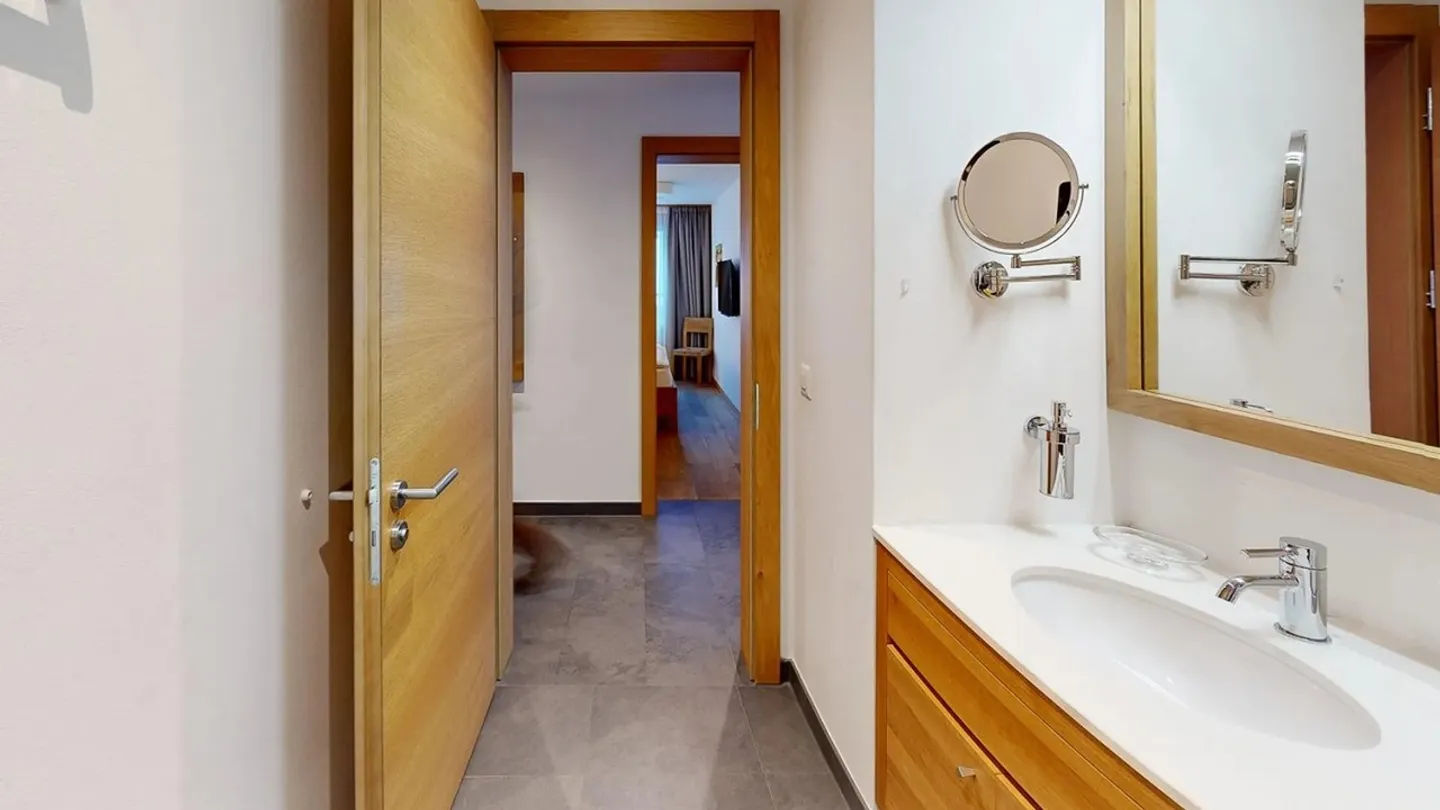 Central living in zermatt ! - Photo 18 of 18