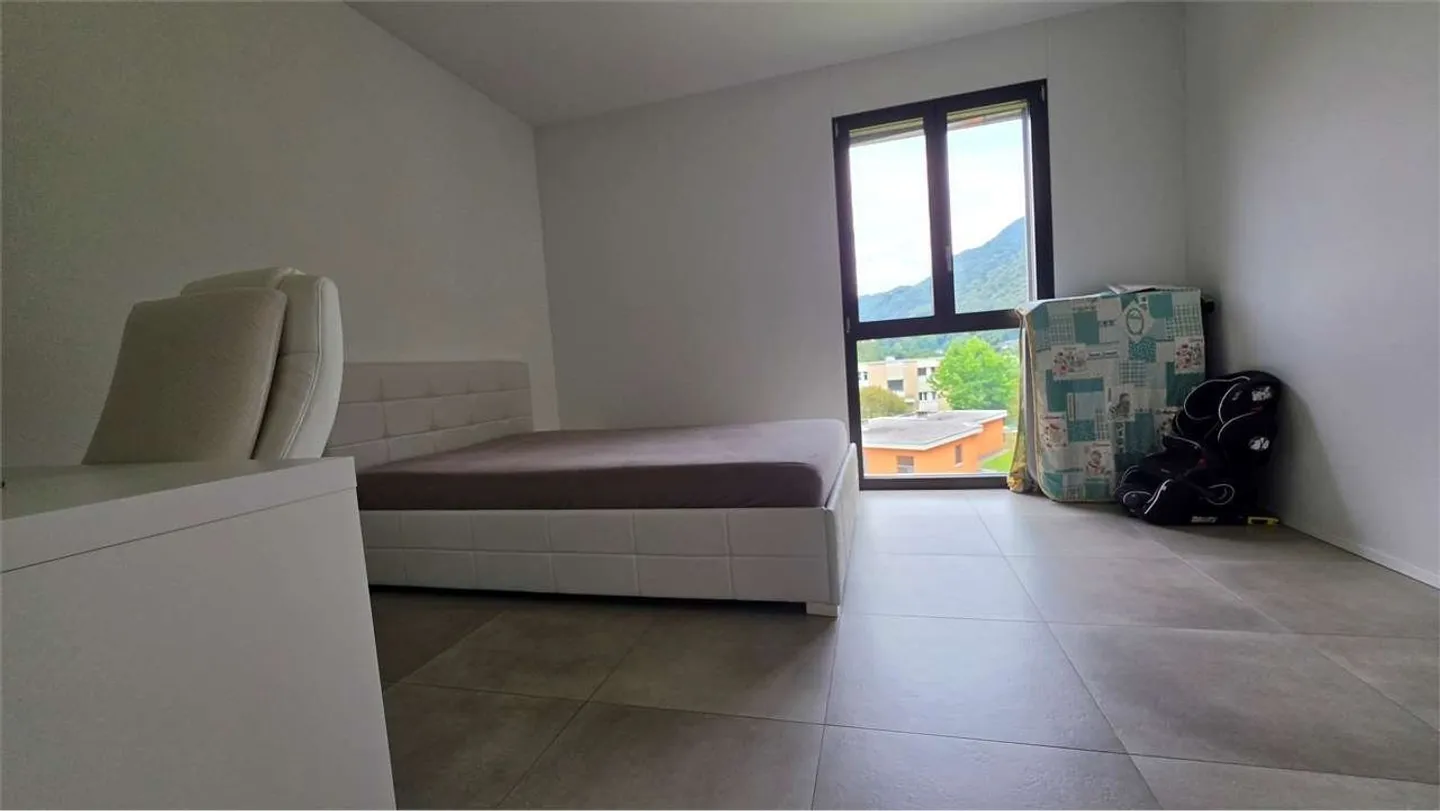 Nouvel appartement de 4,5 pièces à Bedano - Photo 9 sur 11