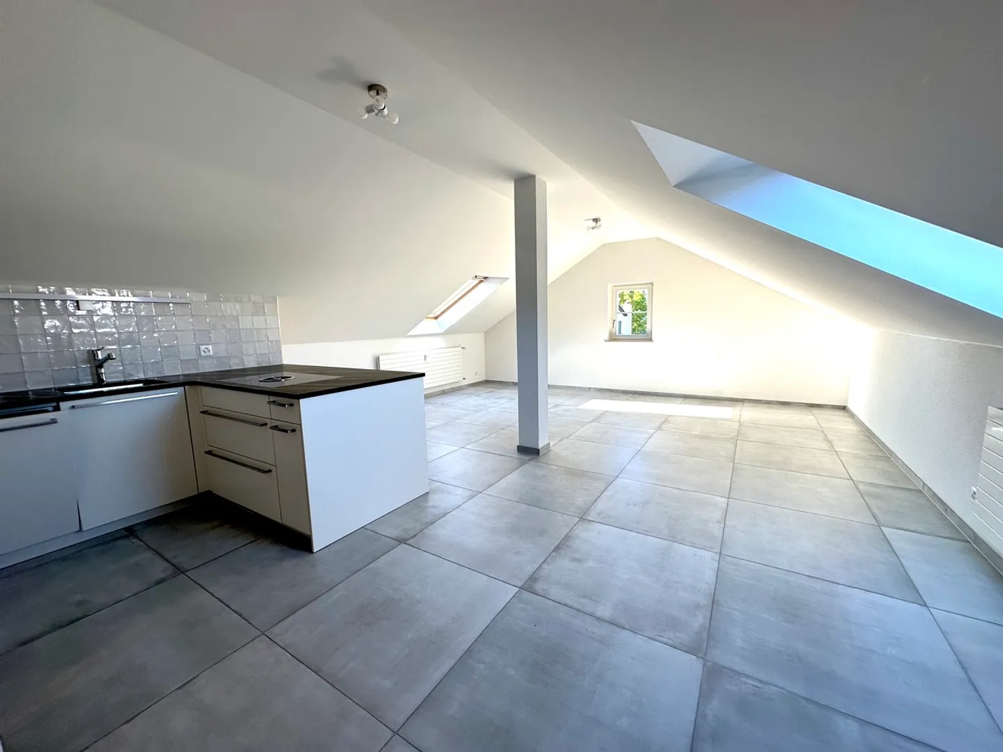 Great, modern and very cozy penthouse apartment - Photo 1 of 12