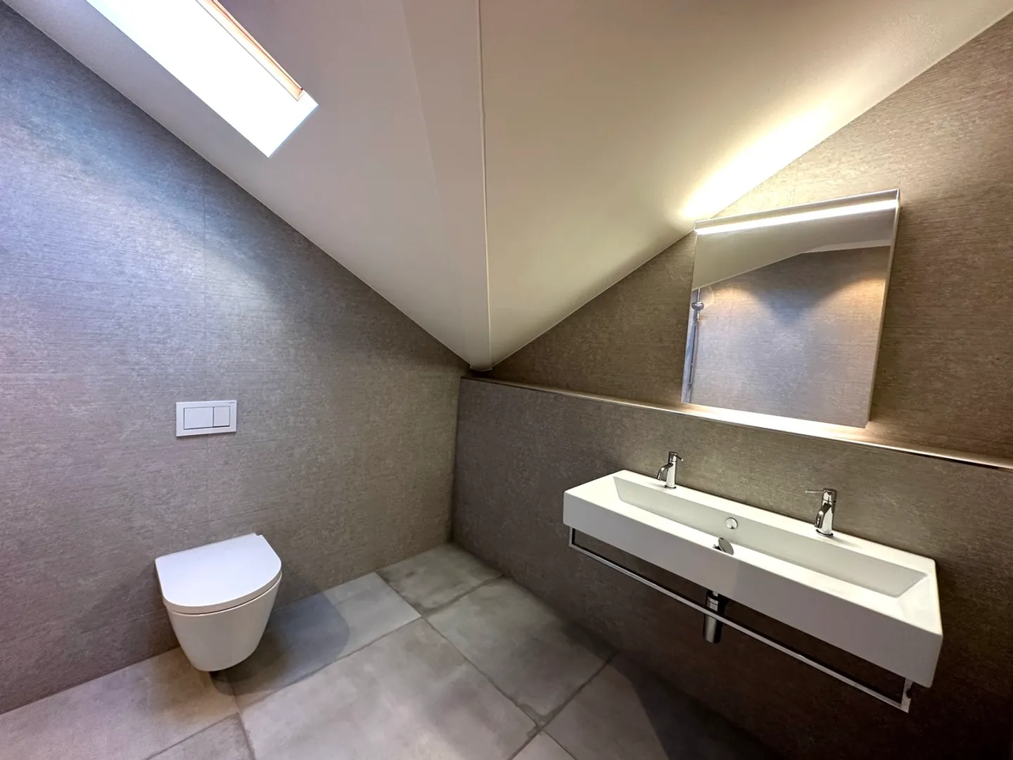 Great, modern and very cozy penthouse apartment - Photo 3 of 12