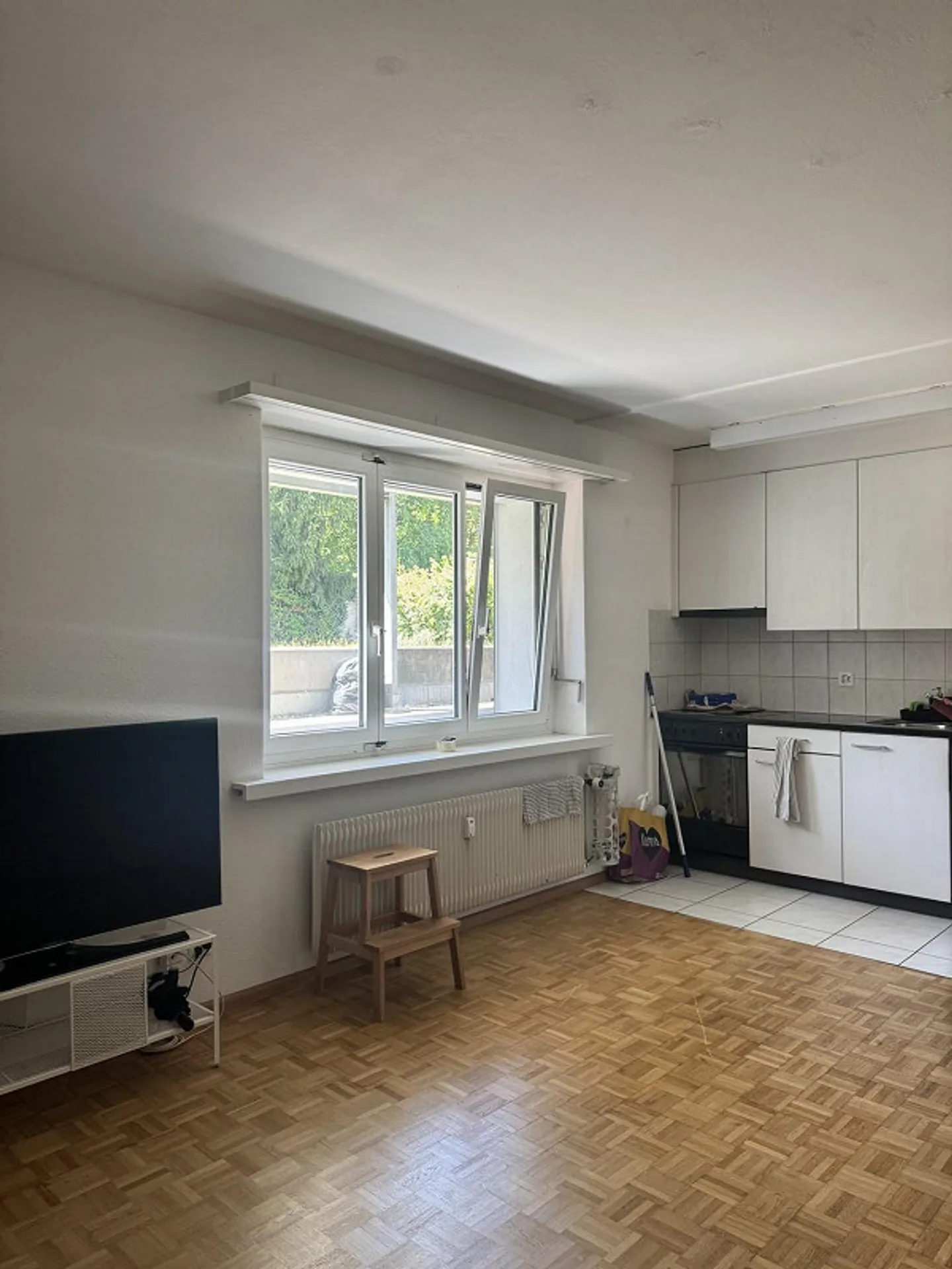 Charmante Wohnung in Binningen - Foto 3 von 12