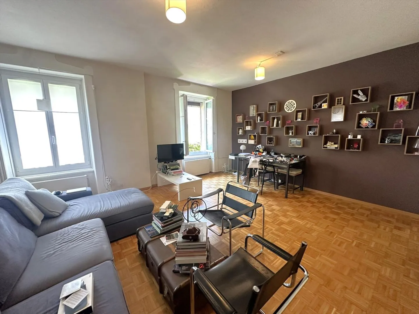 Bienne, bel appartamento di 3 stanze al piano terra, garage - Foto 4 di 10