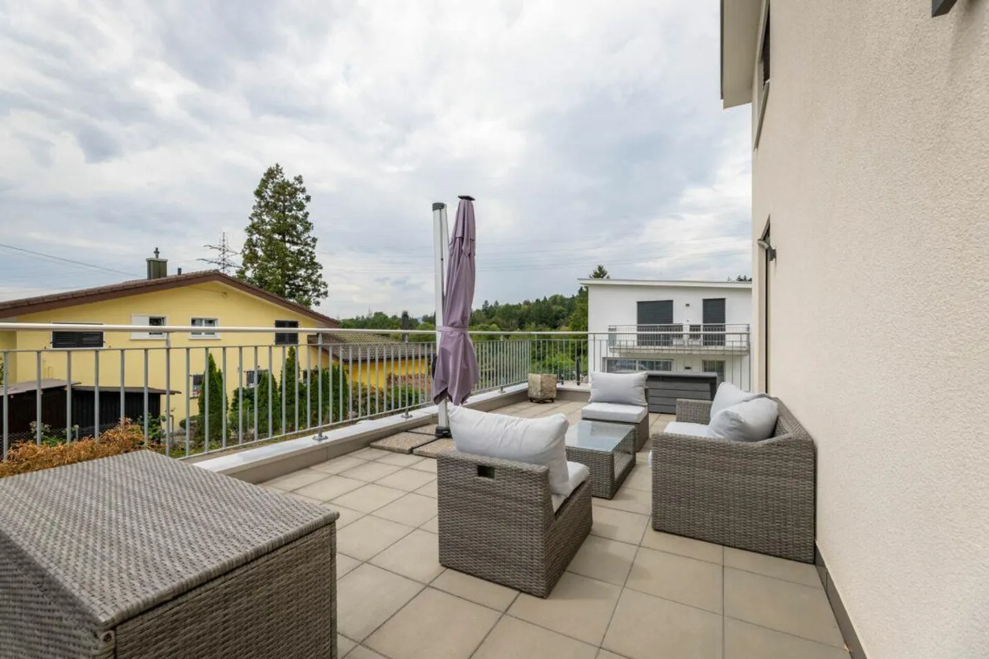 Un sogno di casa unifamiliare con grande giardino - Foto 7 di 14