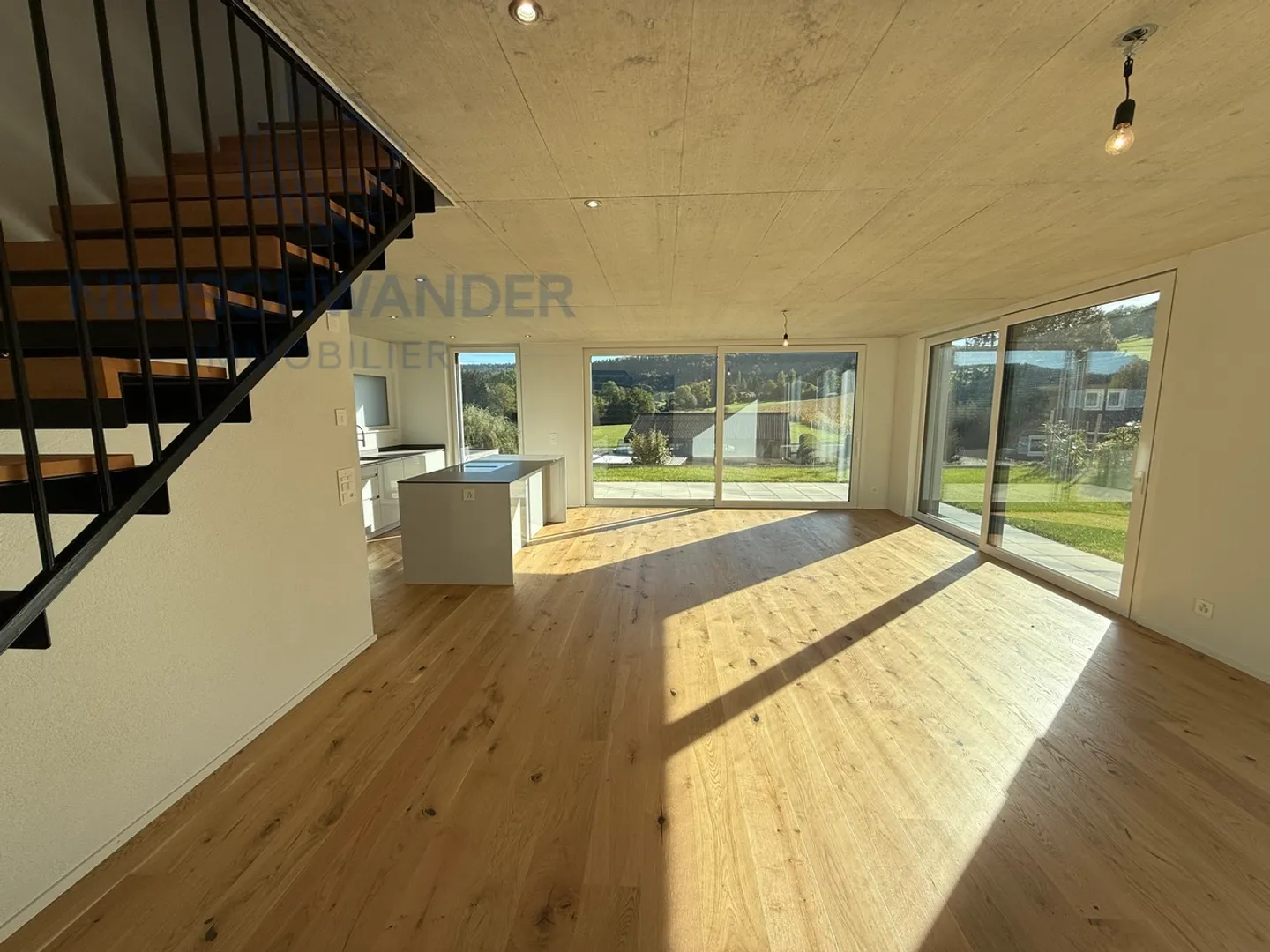 Sonnige Lage für diese moderne Villa im Herzen der Natur - Foto 4 von 25