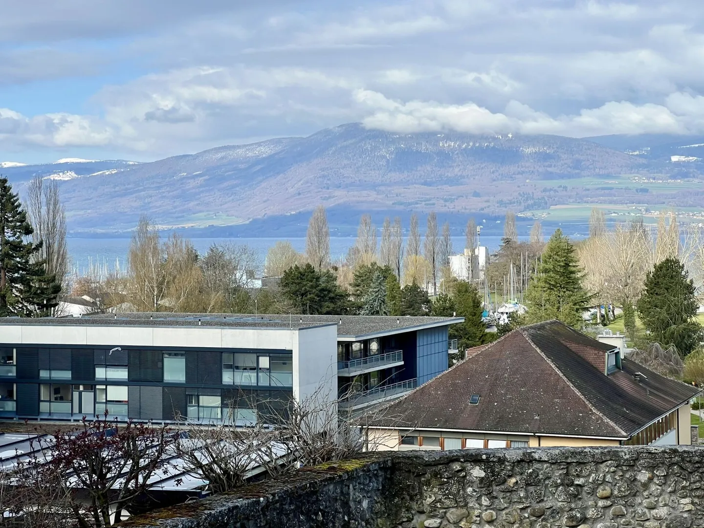 Appartement rénové à Estavayer - Photo 3 sur 13