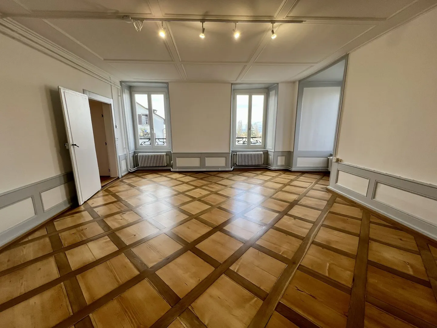 Appartement rénové à Estavayer - Photo 2 sur 13