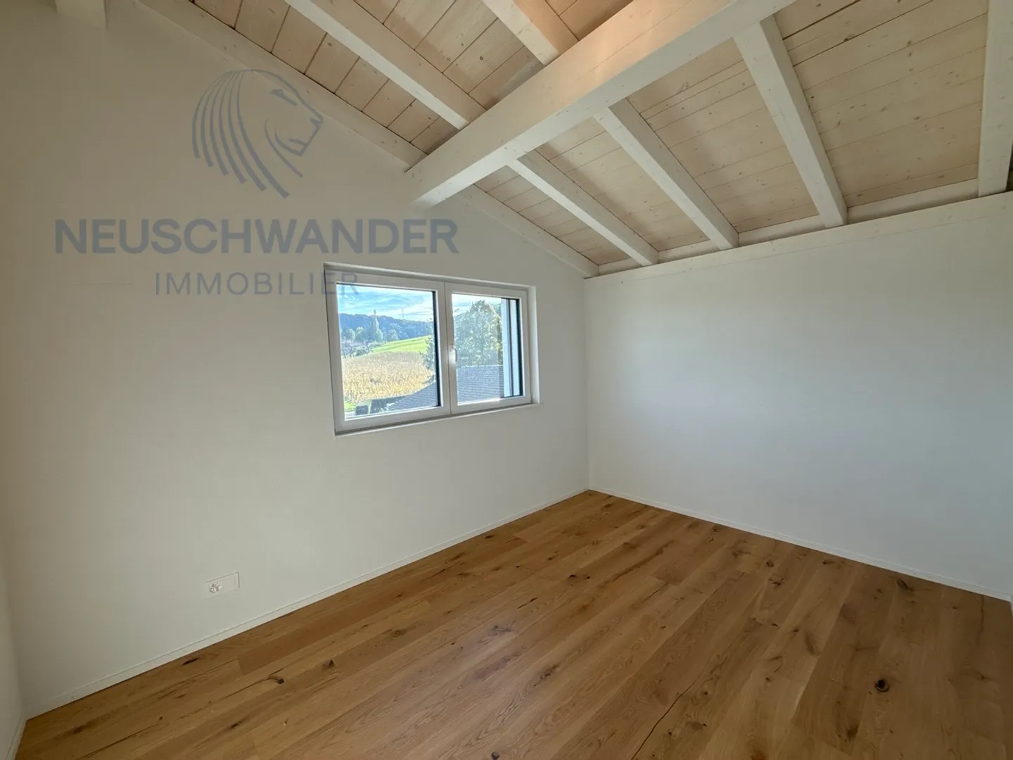Sonnige Lage für diese moderne Villa im Herzen der Natur - Foto 10 von 25