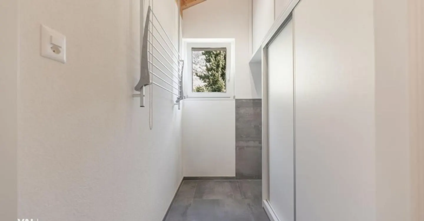 Wunderschöne Penthouse-Wohnung mit 3,5 Zimmern in Fully - Charme, Licht und Lebensqualität - Foto 11 von 13