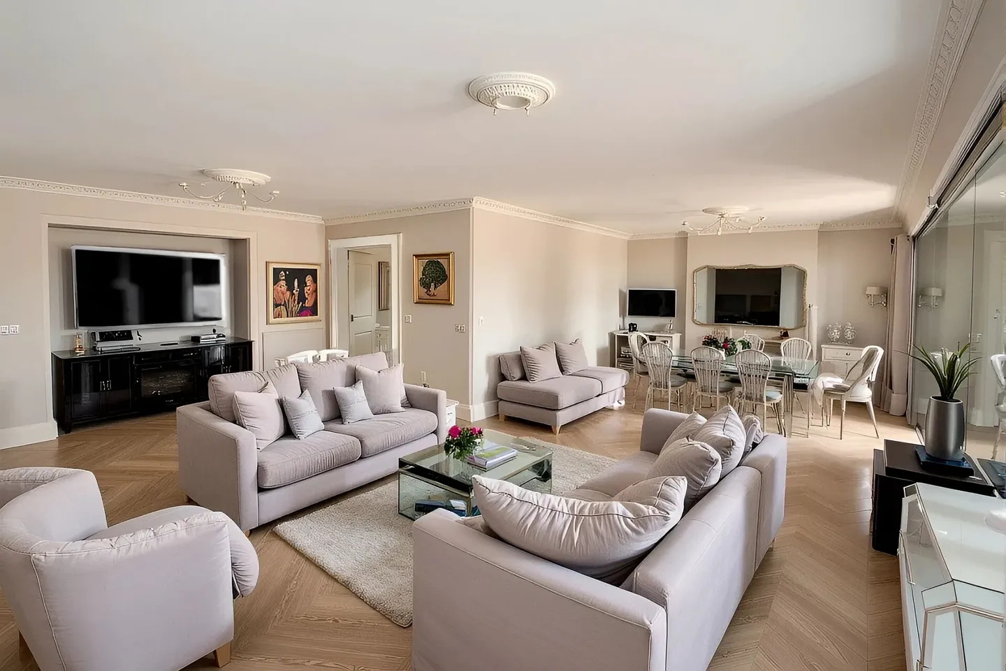 For Sale - Magnificent Individual House with Pool in Collonge-Bellerive - Photo 2 of 12