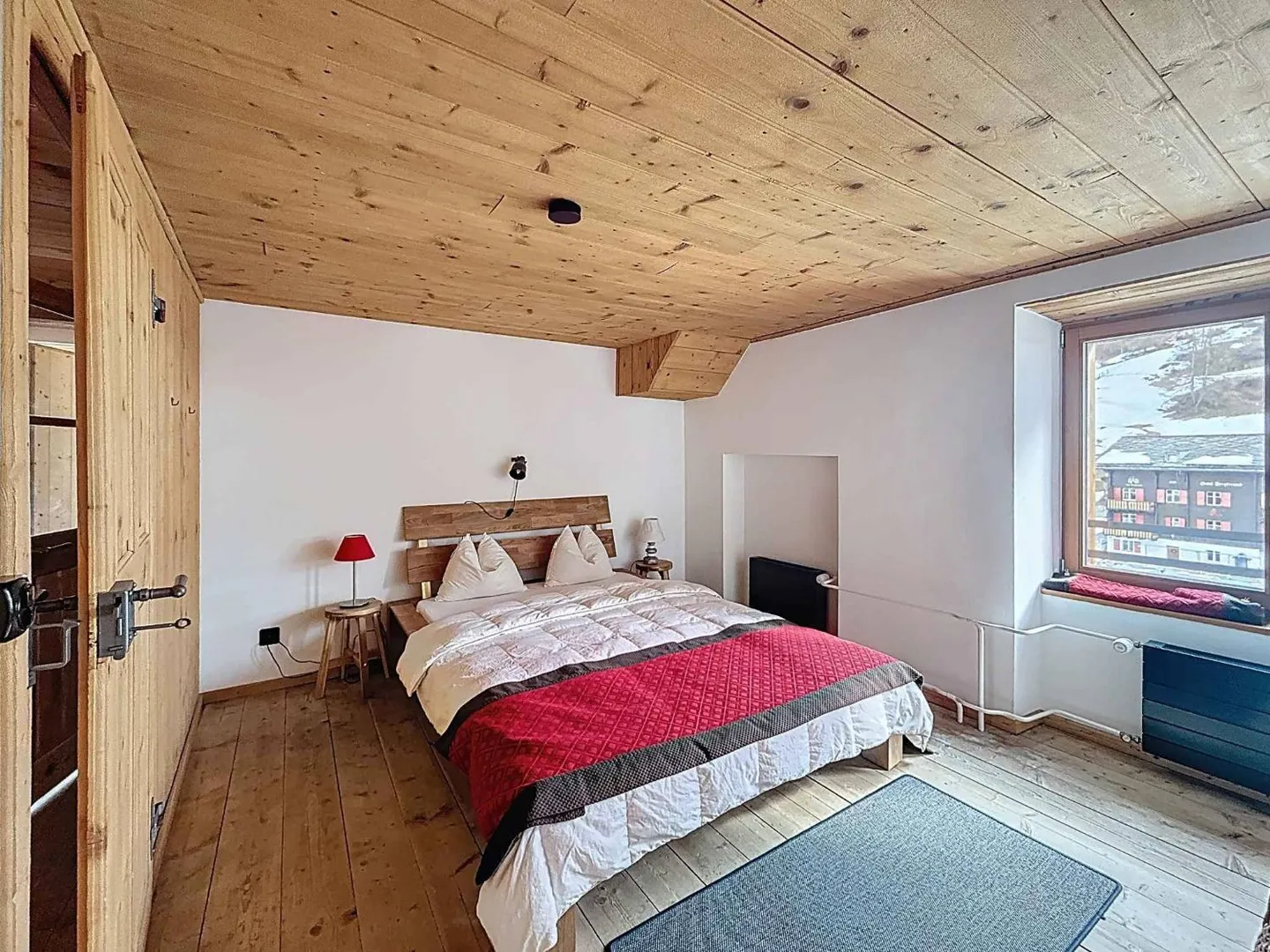 Charmante 3 1/2 Zimmer Dachwohnung im Herzen von Randa - Foto 4 von 8