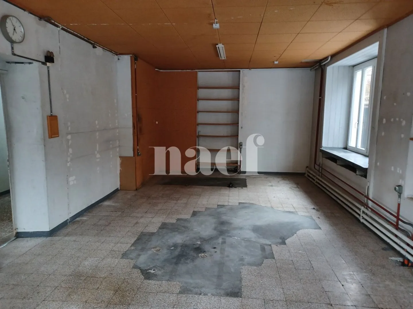 Bright commercial space of about 200m2 - Photo 9 of 13