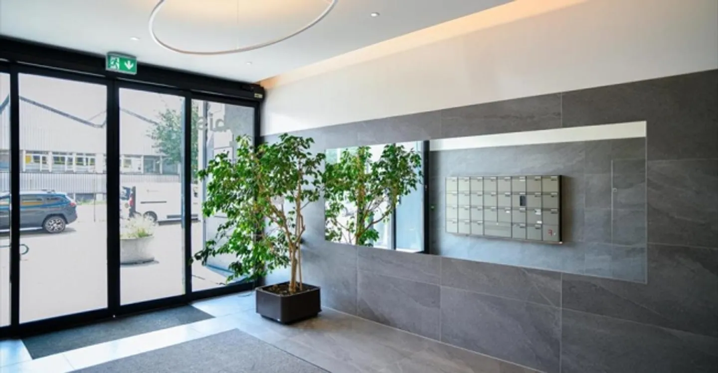 Office - Photo 1 of 5