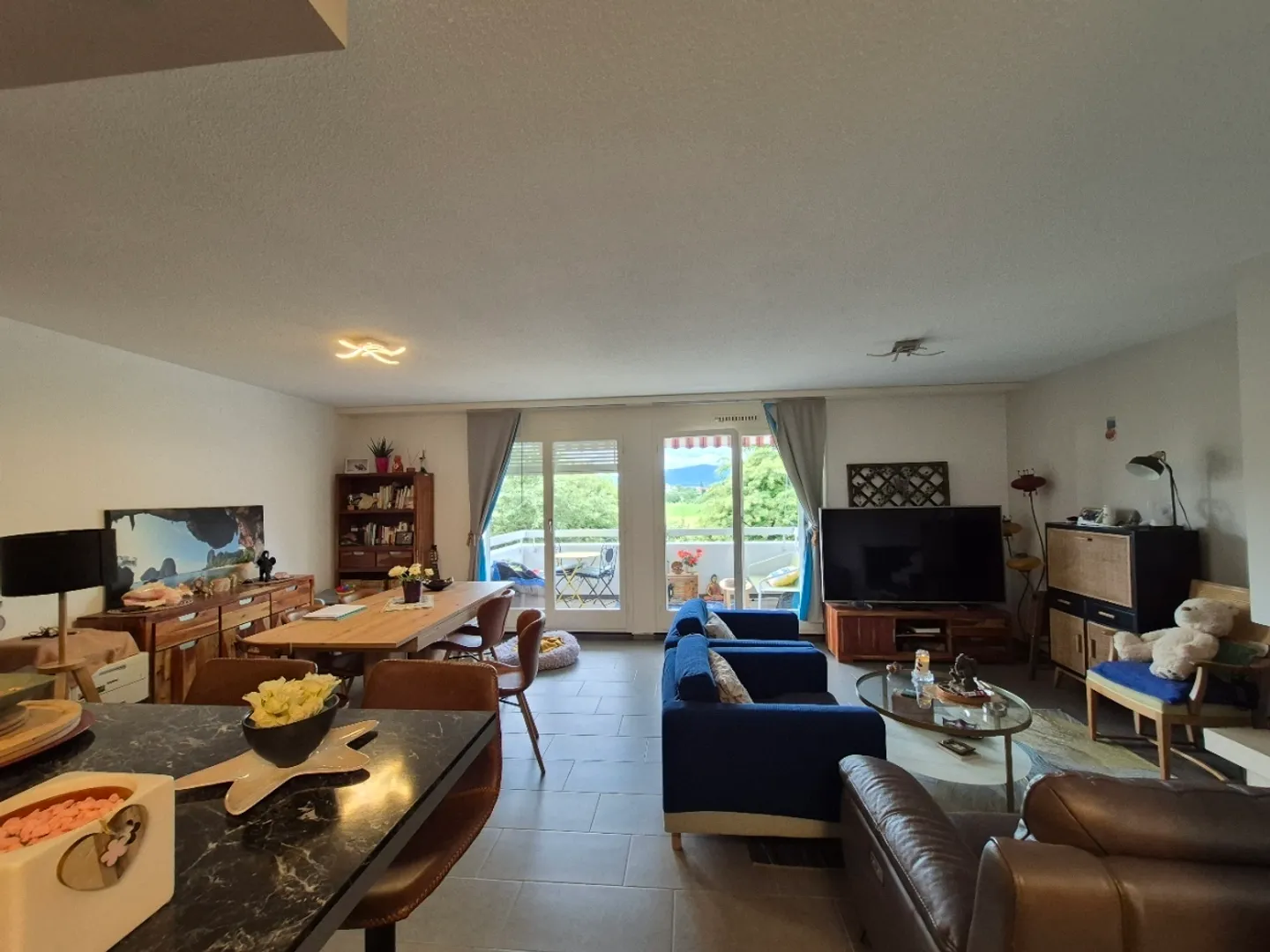 Appartamento 3.5 camere affascinante - Foto 3 di 9