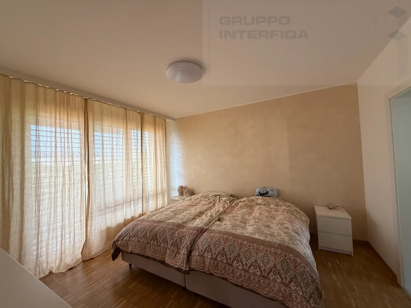 Proprietà residenziale stabile con 5 unità in affitto - Foto 4 di 12