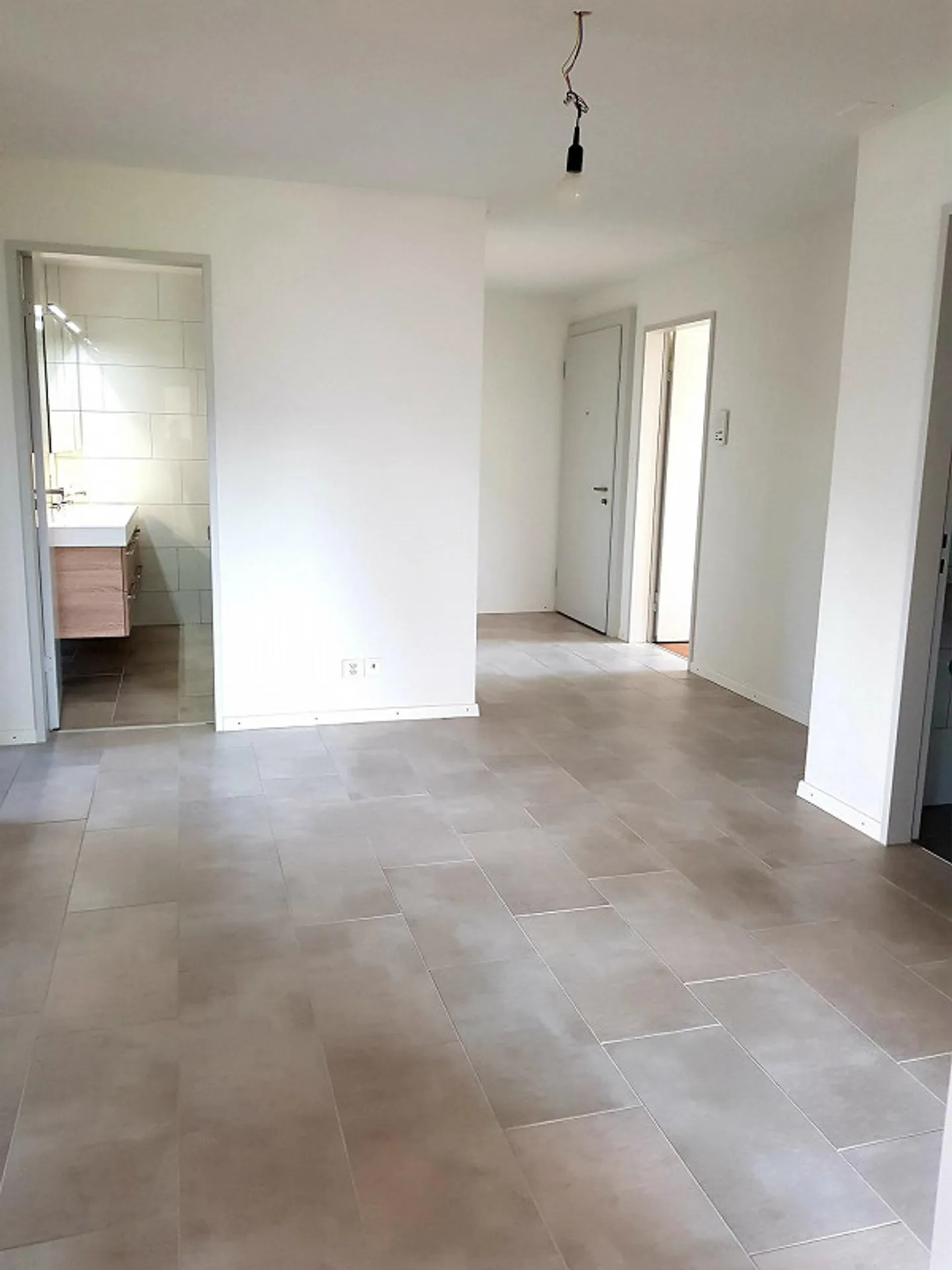 Appartamento soleggiato di 3,5 stanze - Foto 4 di 18