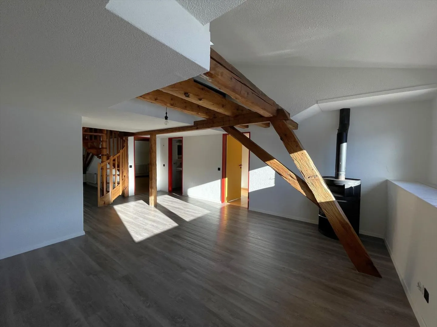 St-Imier, bel immeuble locatif de 16 app. et 7 garages - Photo 9 sur 11