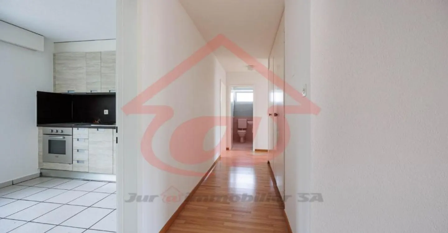 Bright 4.5 Room Apartment - Photo 11 of 16