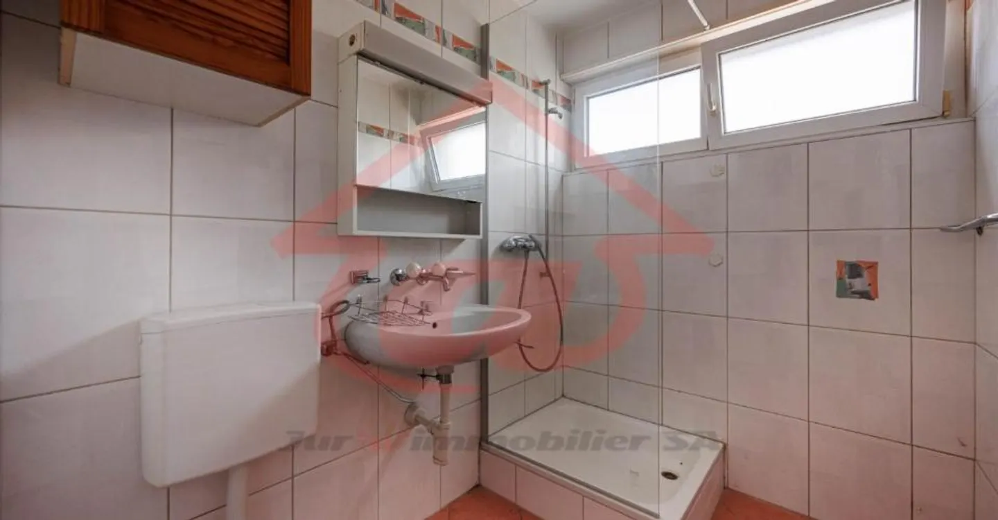 Bright 4.5 Room Apartment - Photo 15 of 16