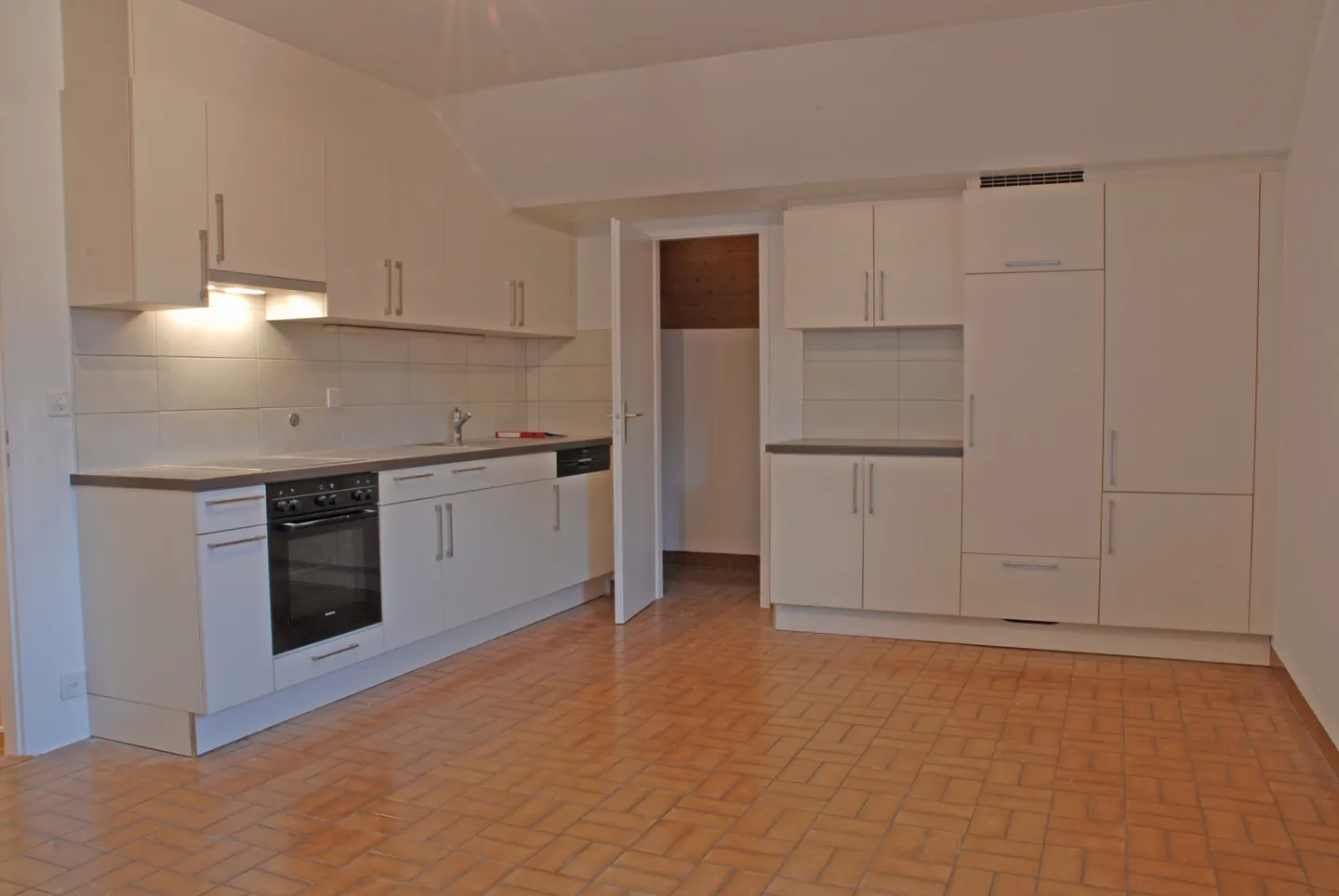Charmant Appartement Attique - Photo 4 sur 7