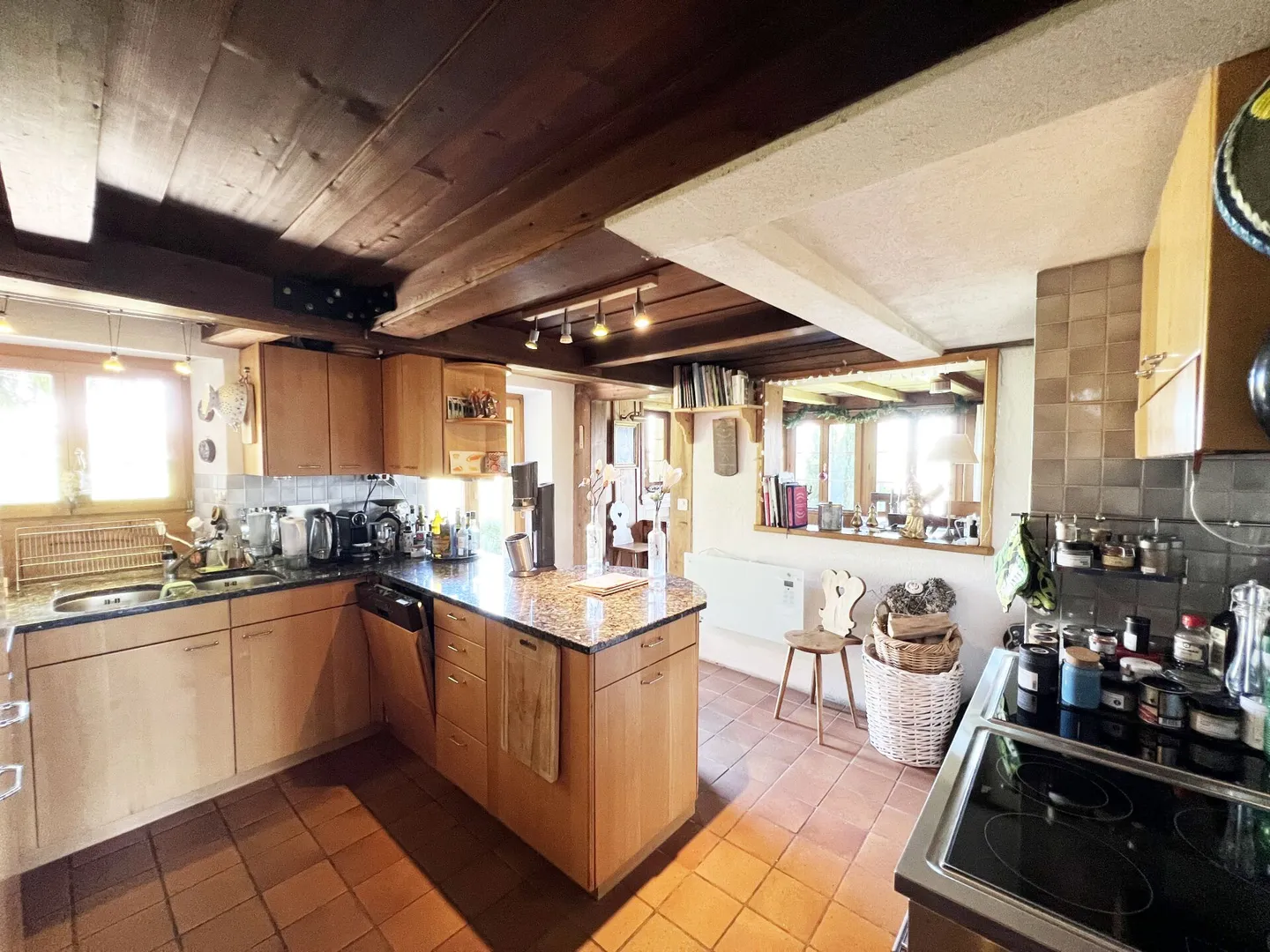 RISERVATO - Gioiello straordinario con vista unica sul lago - Foto 3 di 6