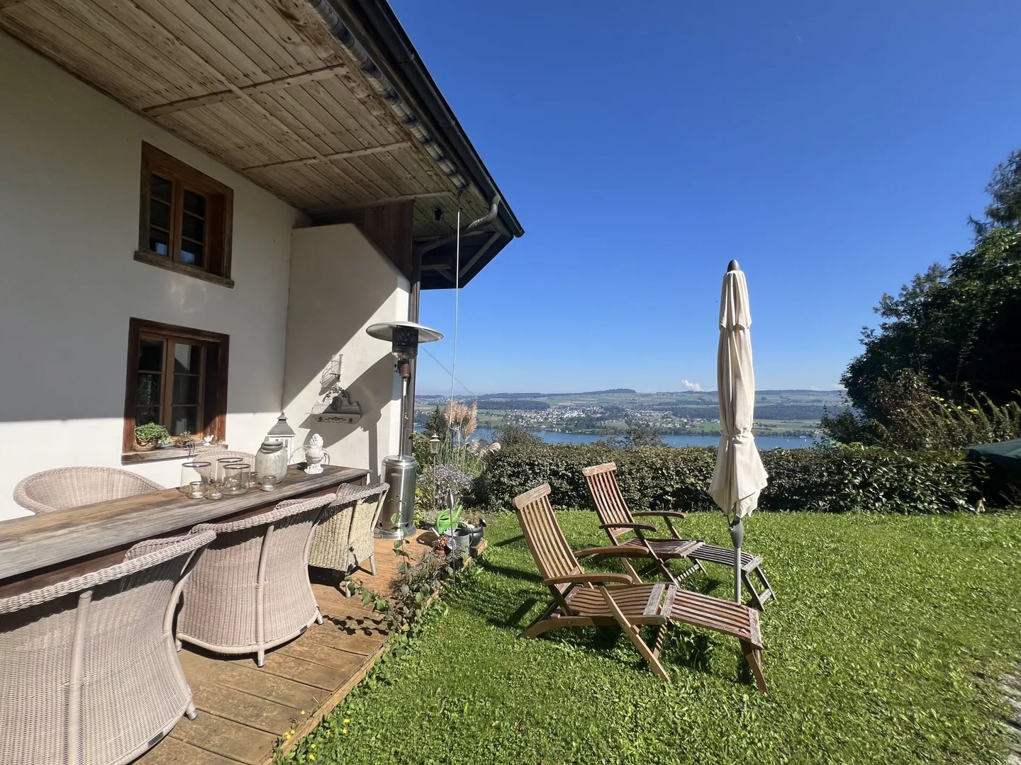 RISERVATO - Gioiello straordinario con vista unica sul lago - Foto 4 di 6