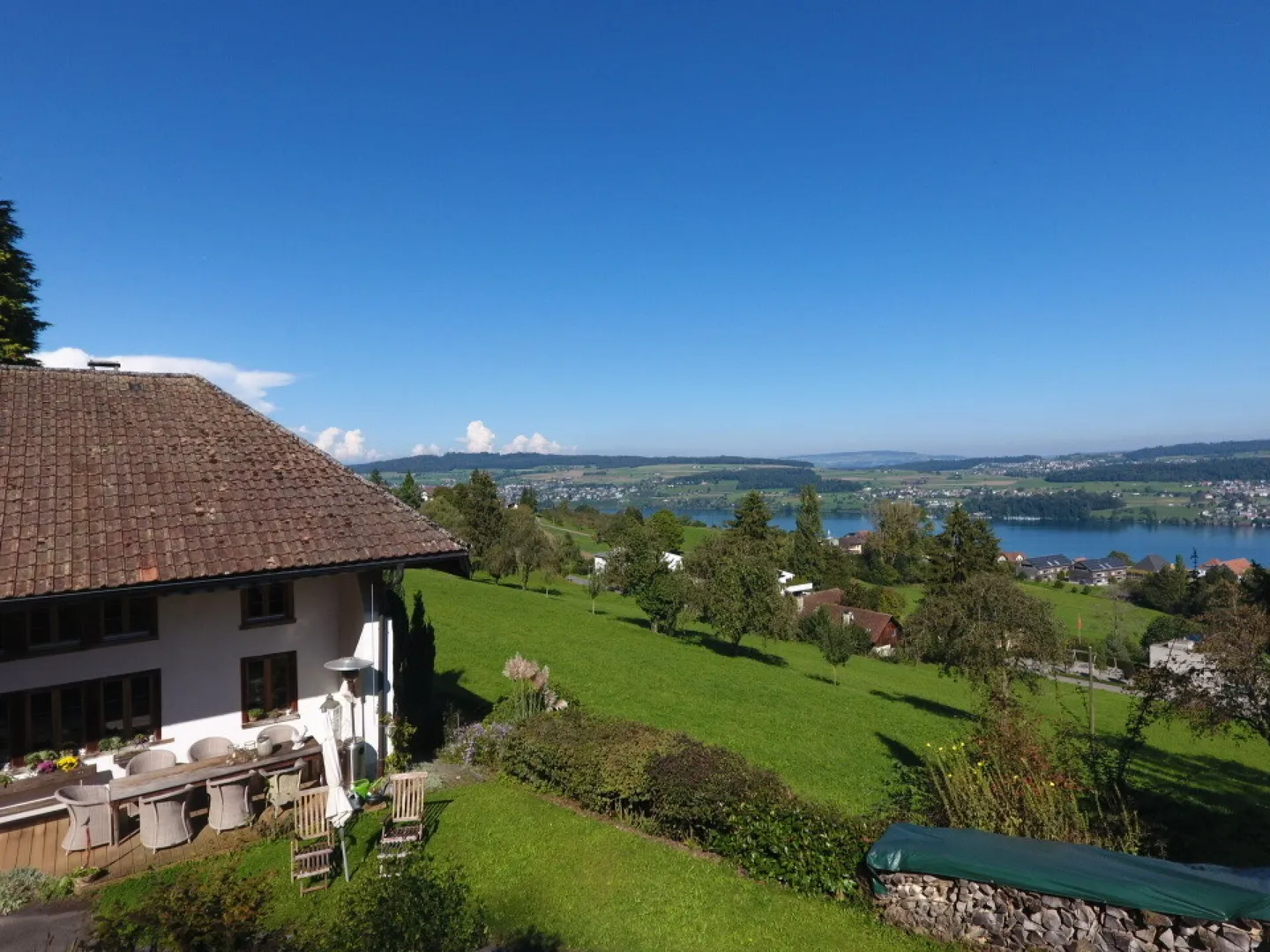 RISERVATO - Gioiello straordinario con vista unica sul lago - Foto 1 di 6