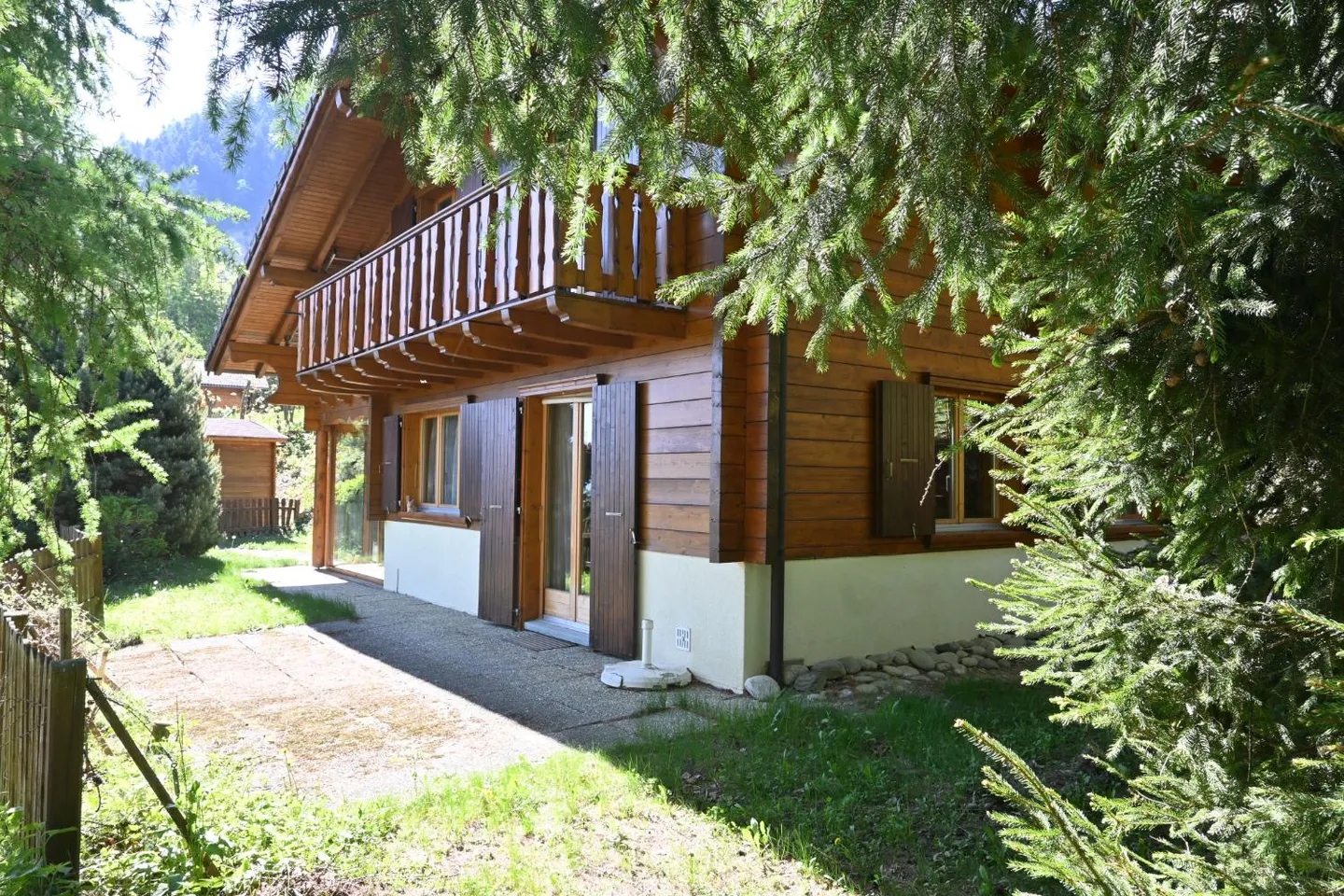 Chalet 4.5 Zimmer - Foto 1 von 13