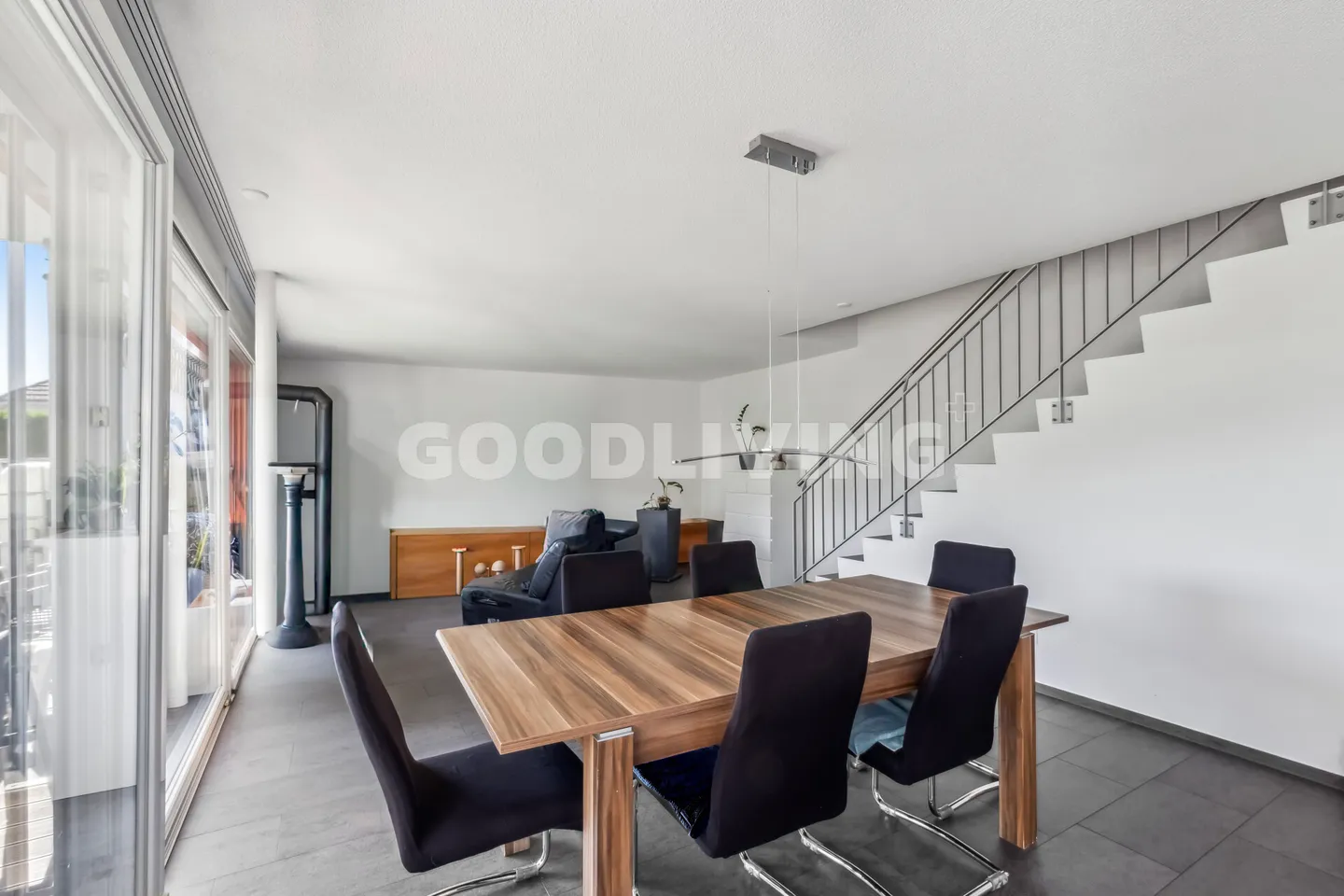 A home that creates space for your future - Photo 2 of 12